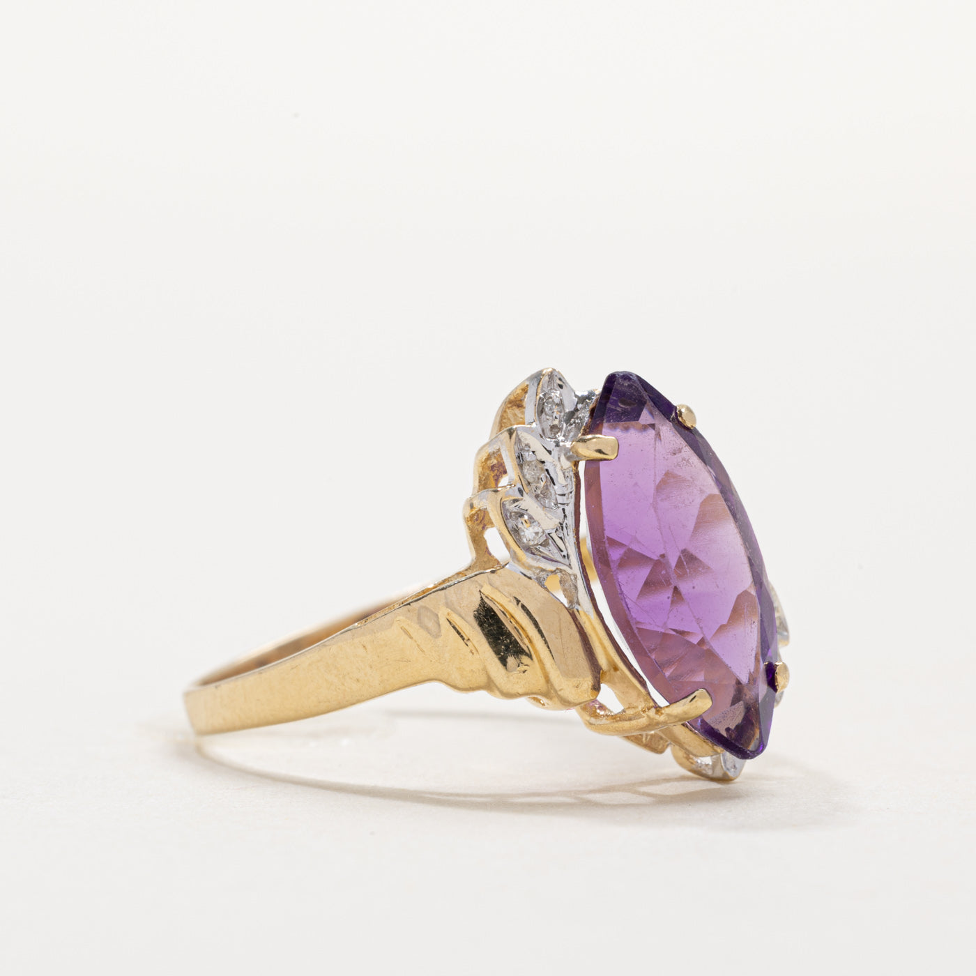 10K Marquise Cut Amethyst & Diamond Grooved Ring | SZ 8.5