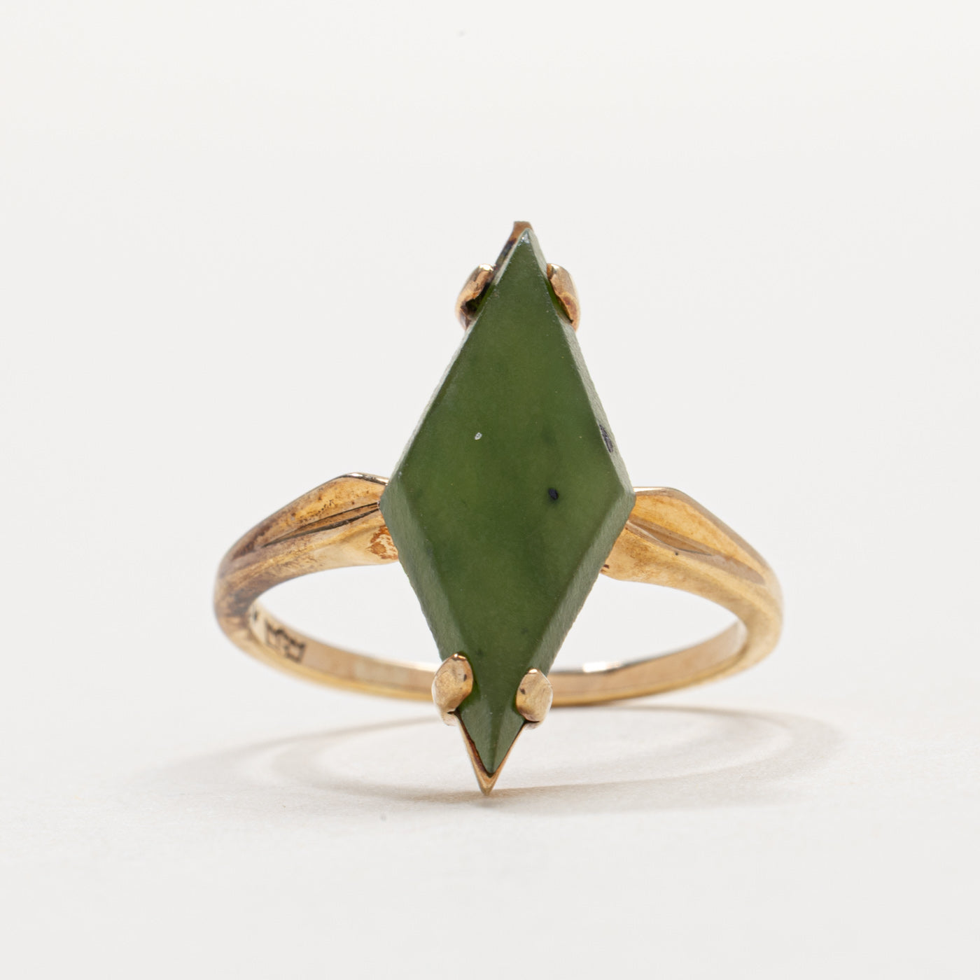 10K Slab Cut Nephrite Jade Ring | SZ 4.5