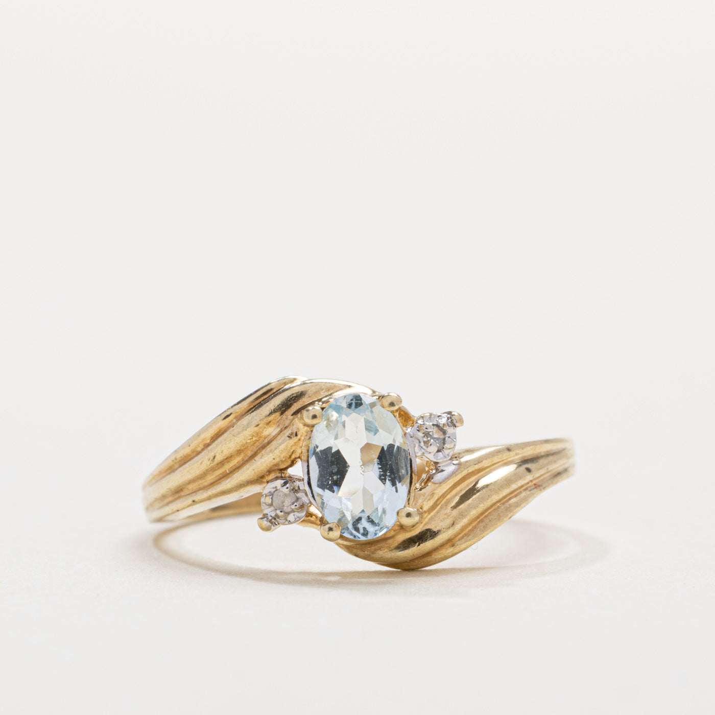10K Aquamarine & Diamond Grooved Bypass Ring | SZ 6.0