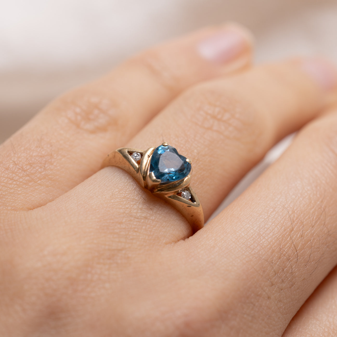 10K Heart Cut Blue Topaz & Diamond Ring | SZ 6.0