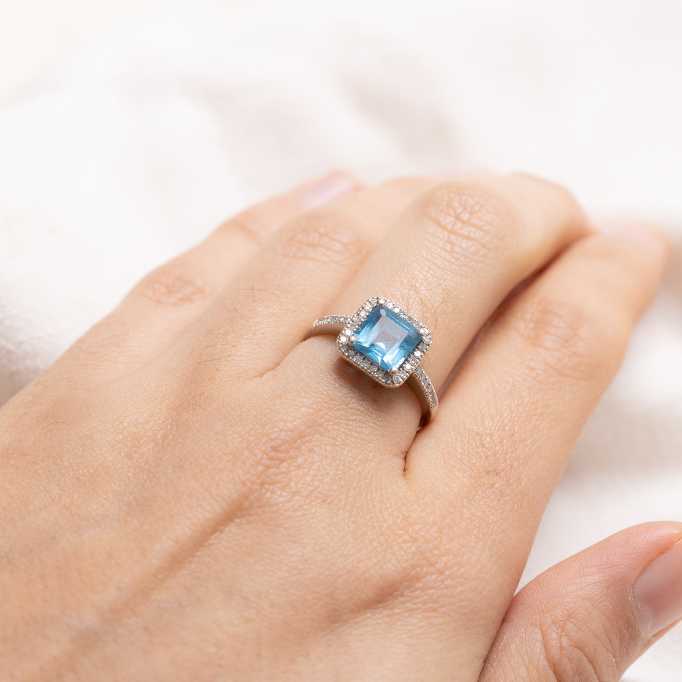 14K Step Cut Blue Topaz & Diamond Halo Ring | SZ 6.5