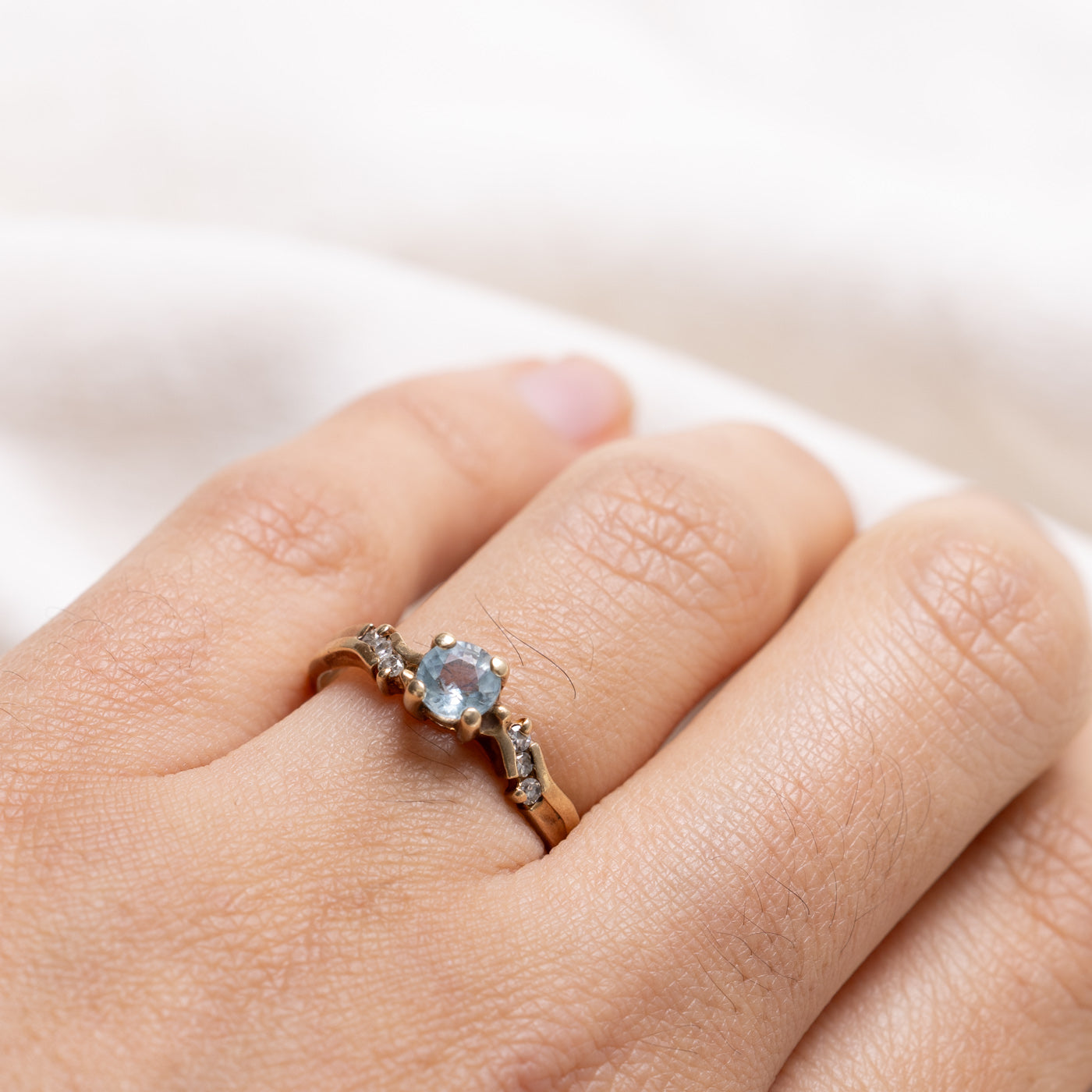 10K Round Cut Aquamarine & Diamond Accented Wave Ring | SZ 6.25