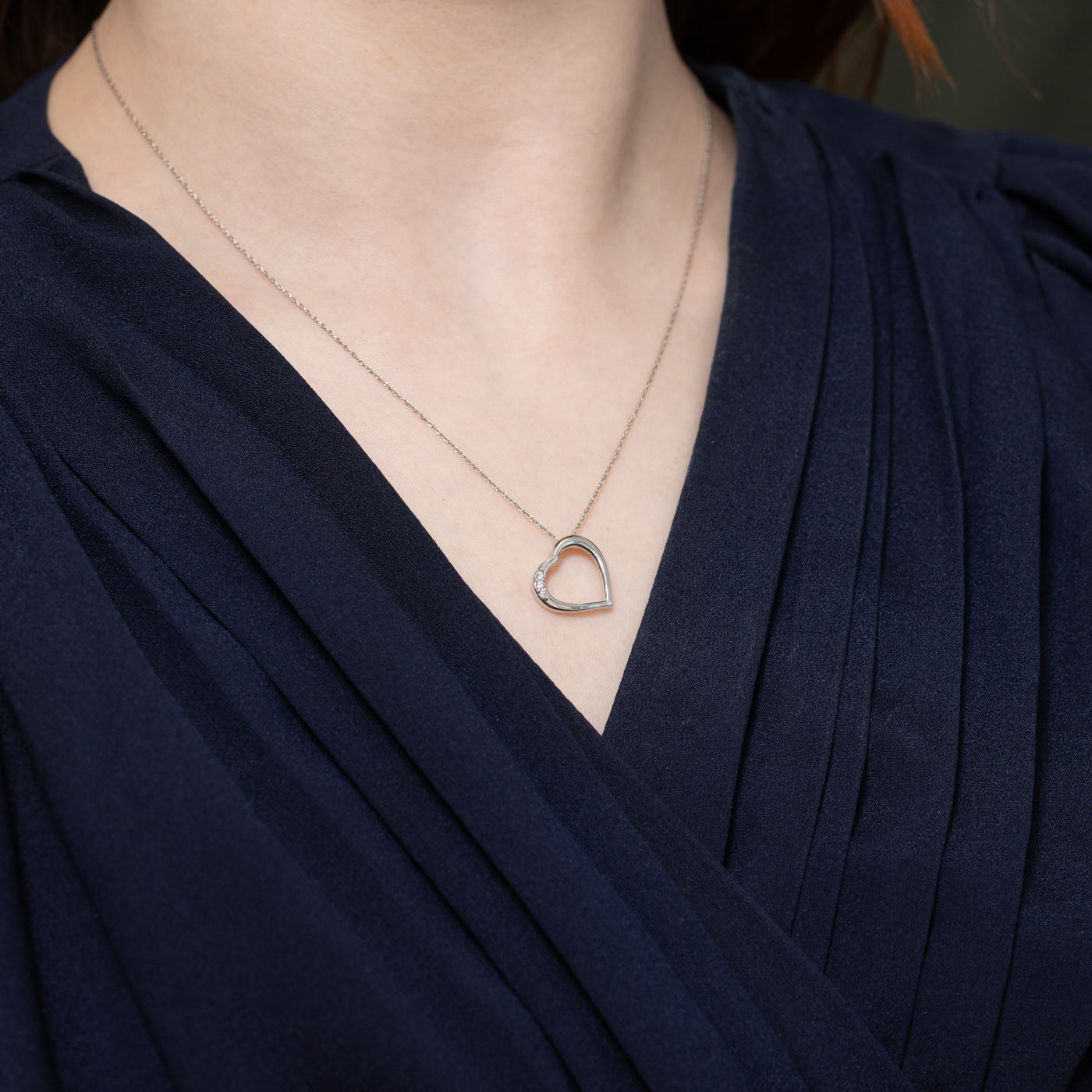 10K Diamond Open Heart Pendant Necklace | 18"