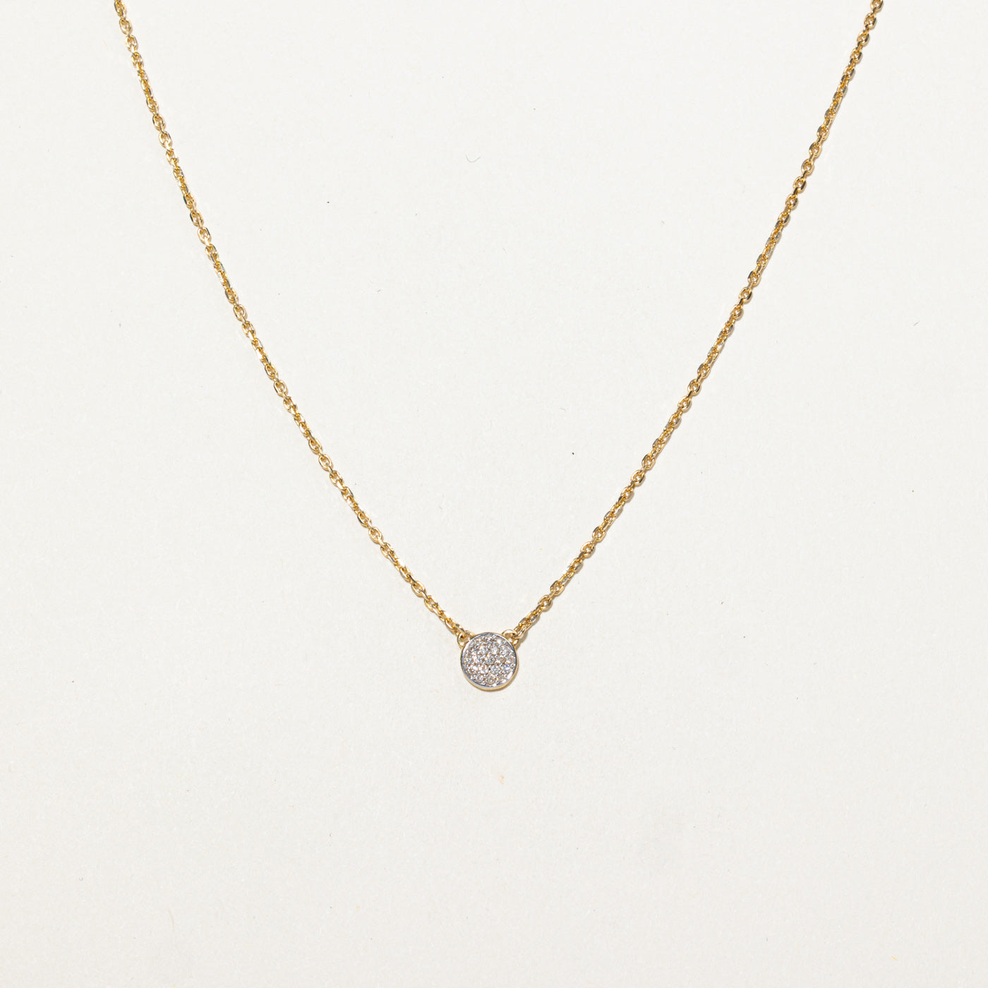 18K Diamond Circle Cluster Pendant Necklace | 16"