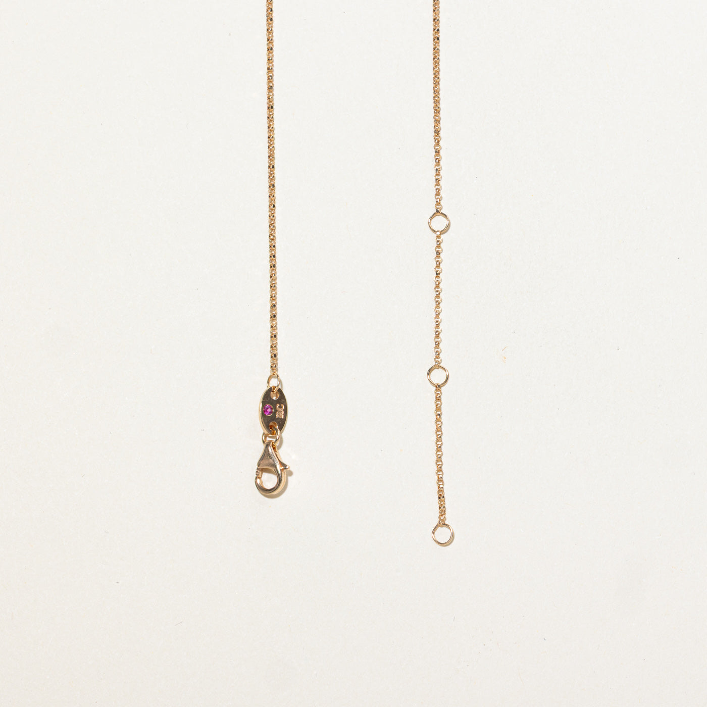 Collier pendentif en or 18 carats avec diamant taille marquise | 45,7 cm