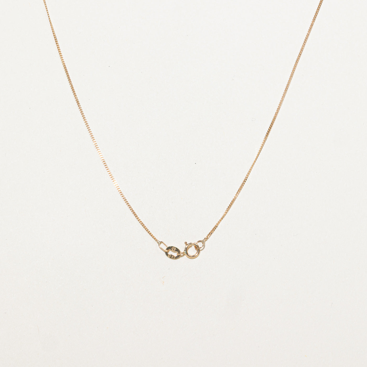 Collier pendentif cœur en or 10 carats serti de diamants pavés | 43 cm