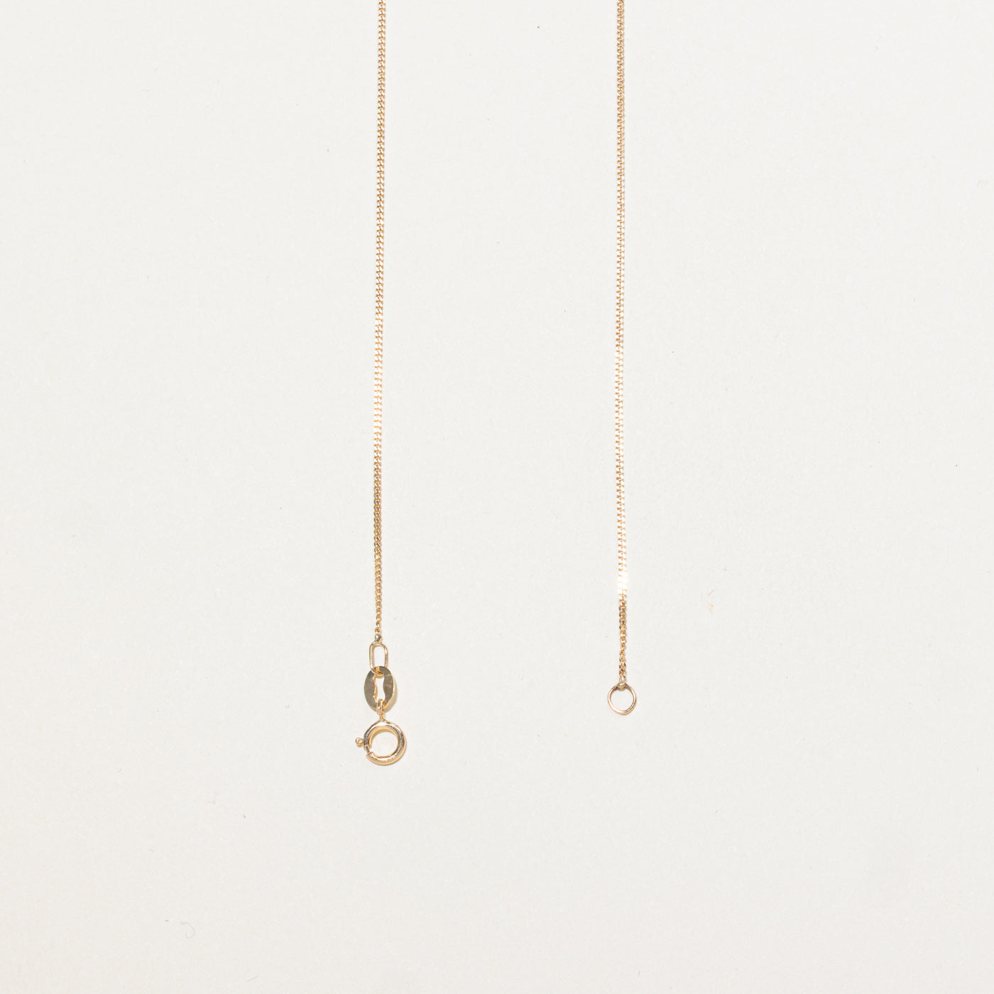 Collier pendentif cœur en or 10 carats serti de diamants pavés | 43 cm