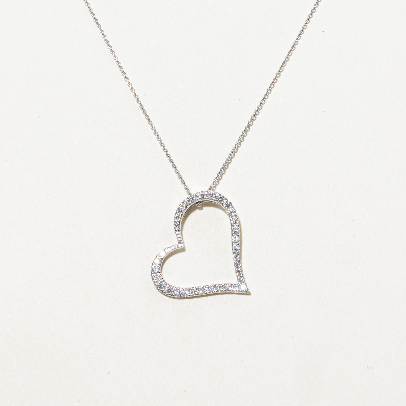 18K Pavé Set Diamond Heart Pendant Necklace | 18"