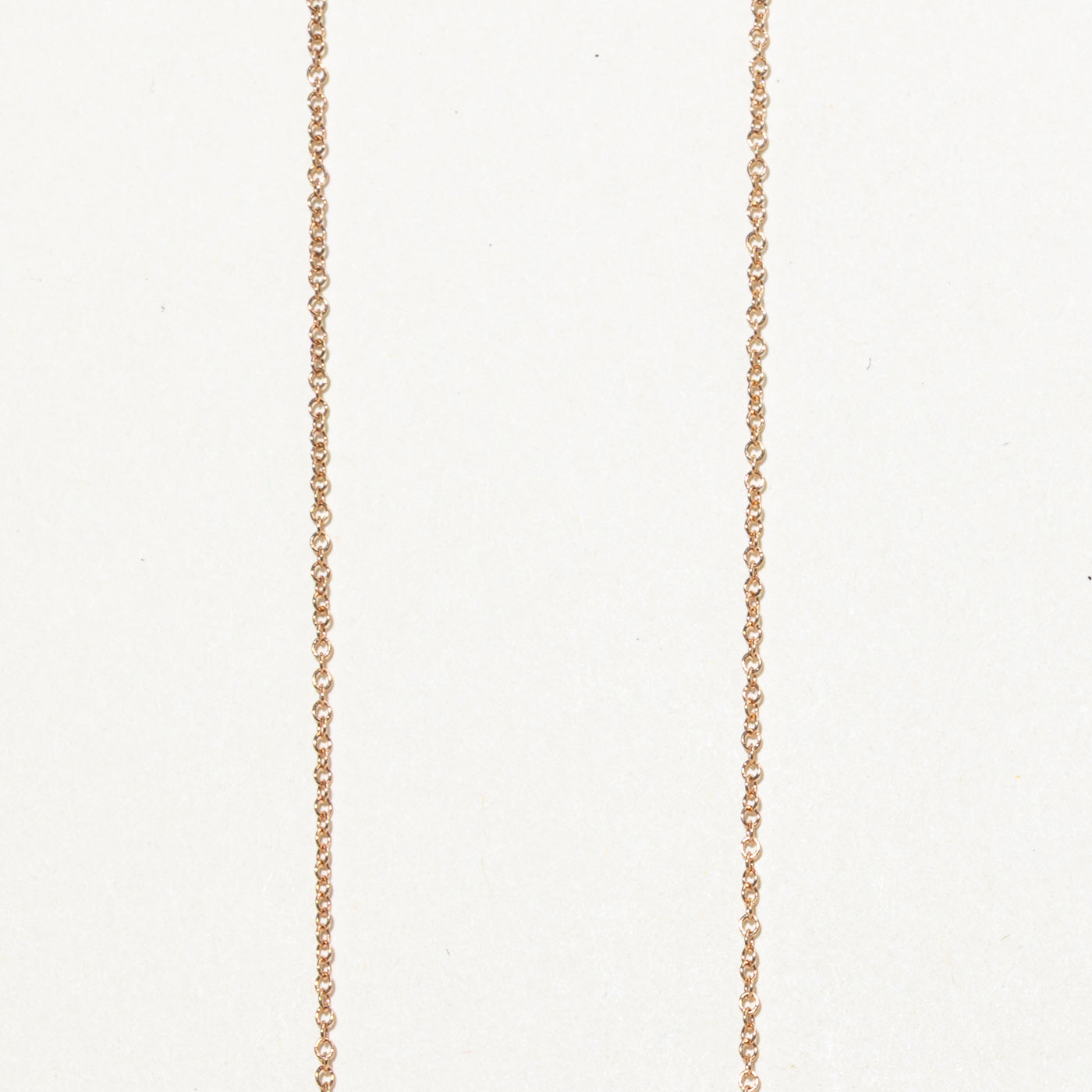 10K Diamond Twisted Circle Pendant Necklace | 16"