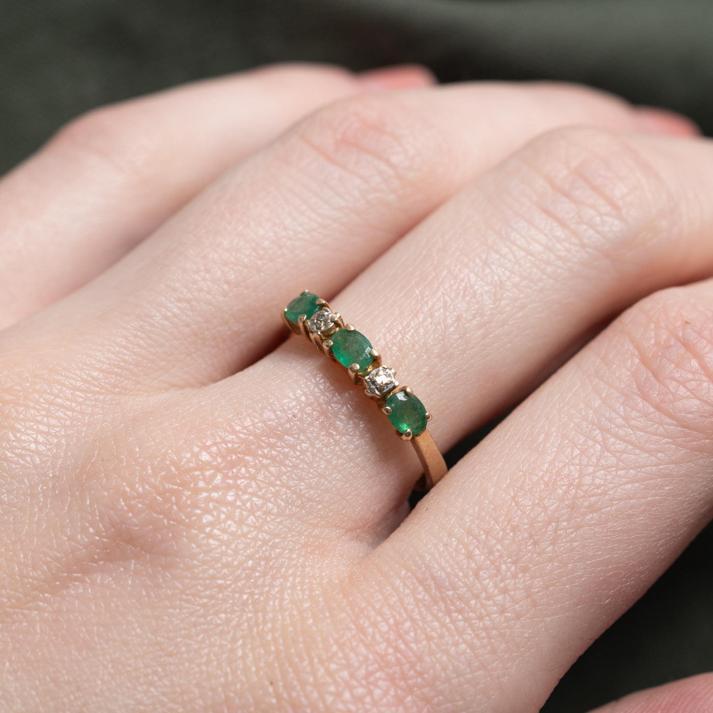10k Three Stone Oval Cut Emerald & Diamond Band | SZ 7.0