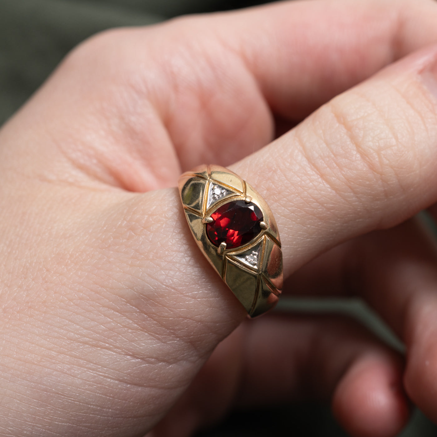 10k Garnet & Diamond Accented Geometric Dome Ring | SZ 11.0