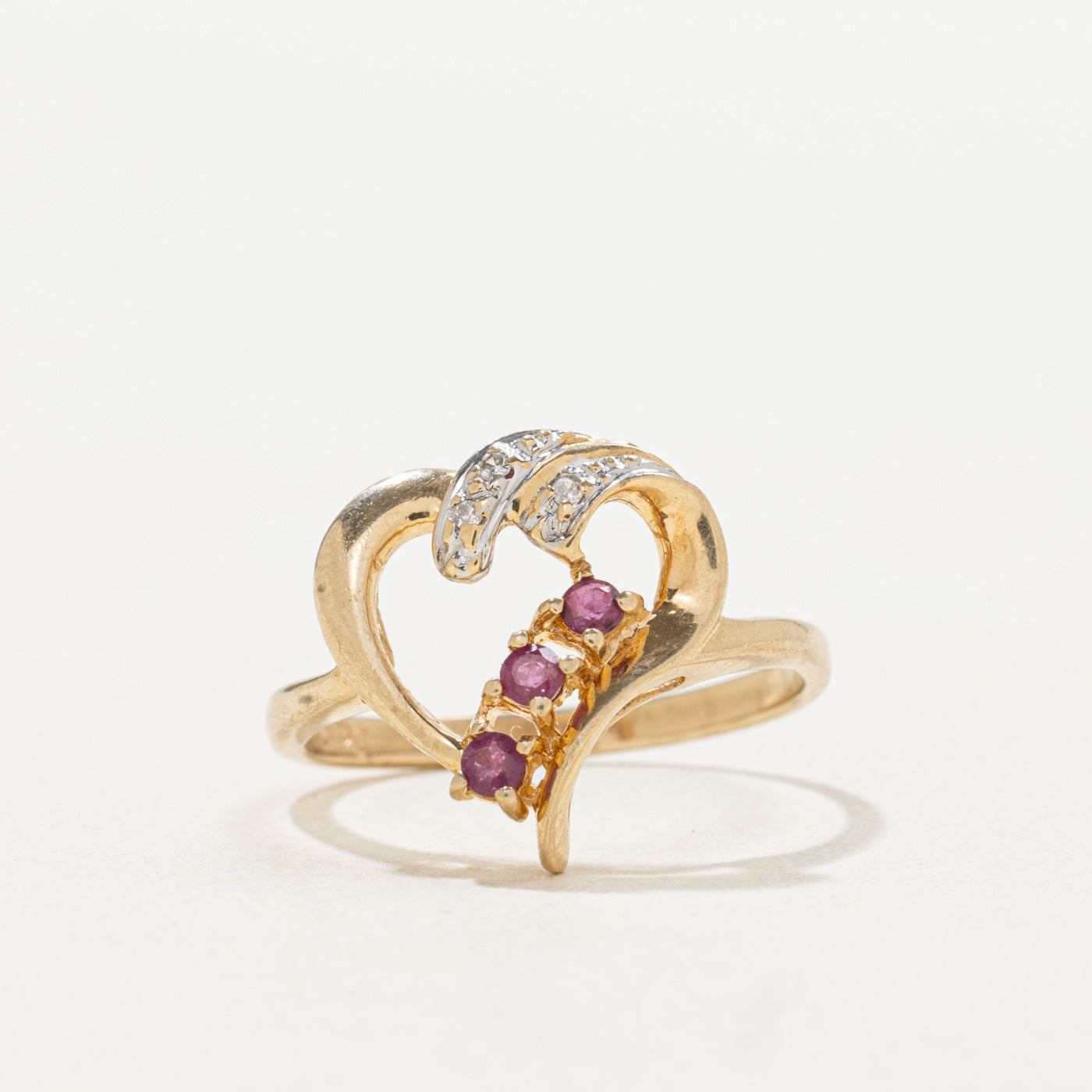10k Ruby & Diamond Open Heart Ring | SZ 6.25