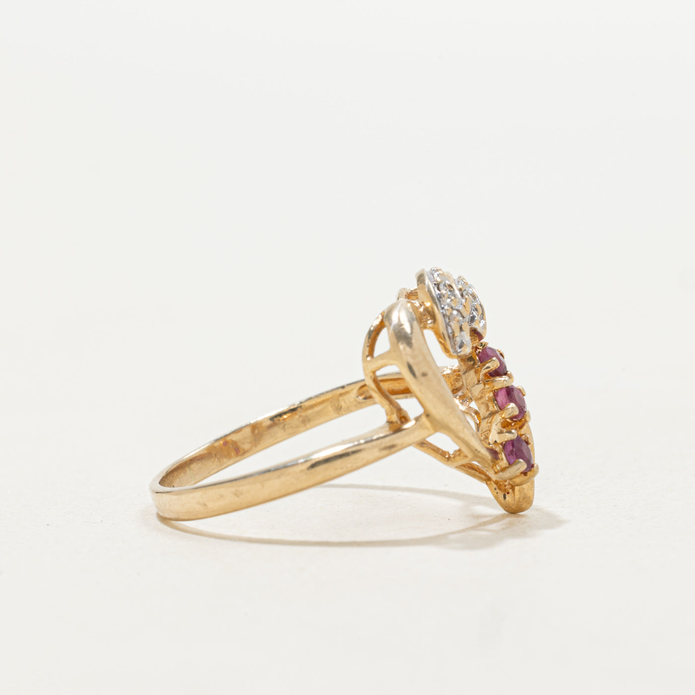 10k Ruby & Diamond Open Heart Ring | SZ 6.25