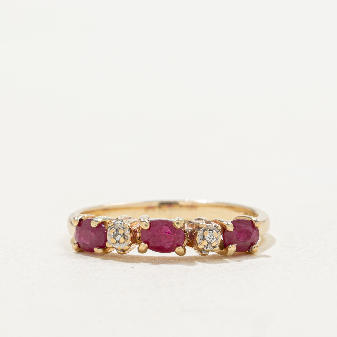 10k Oval Cut Ruby & Diamond Band | SZ 5.5