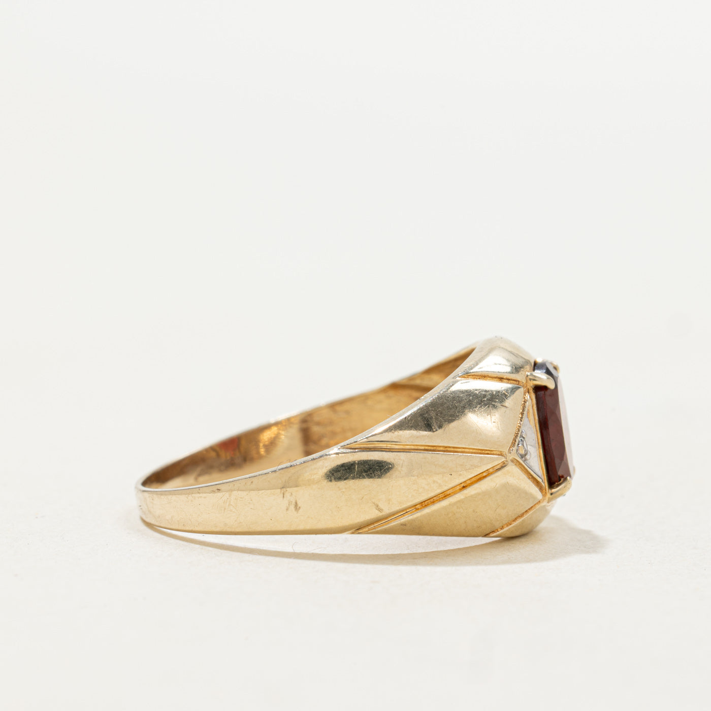 10k Garnet & Diamond Accented Geometric Dome Ring | SZ 11.0