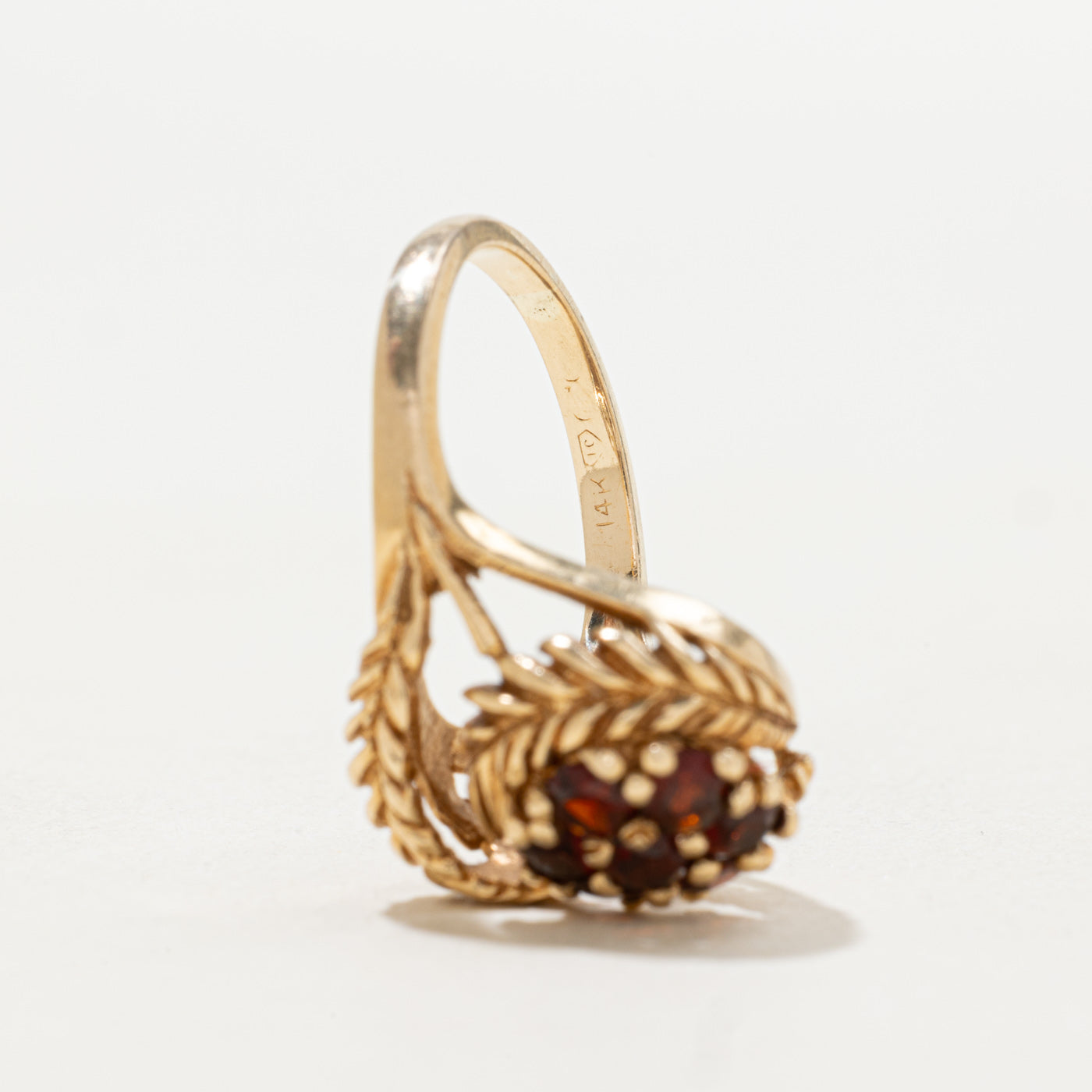 14k Garnet Floral Cluster Ring | SZ 5.25