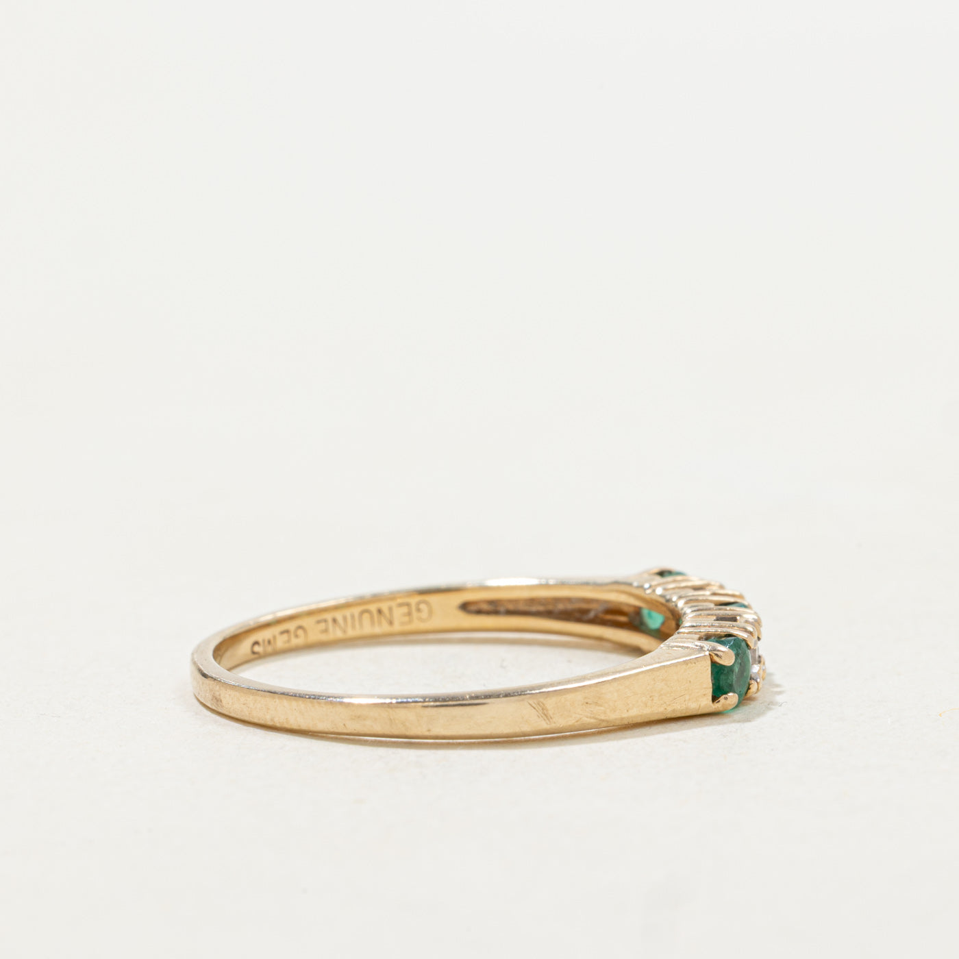 10k Five Stone Emerald & Diamond Band | SZ 8.0