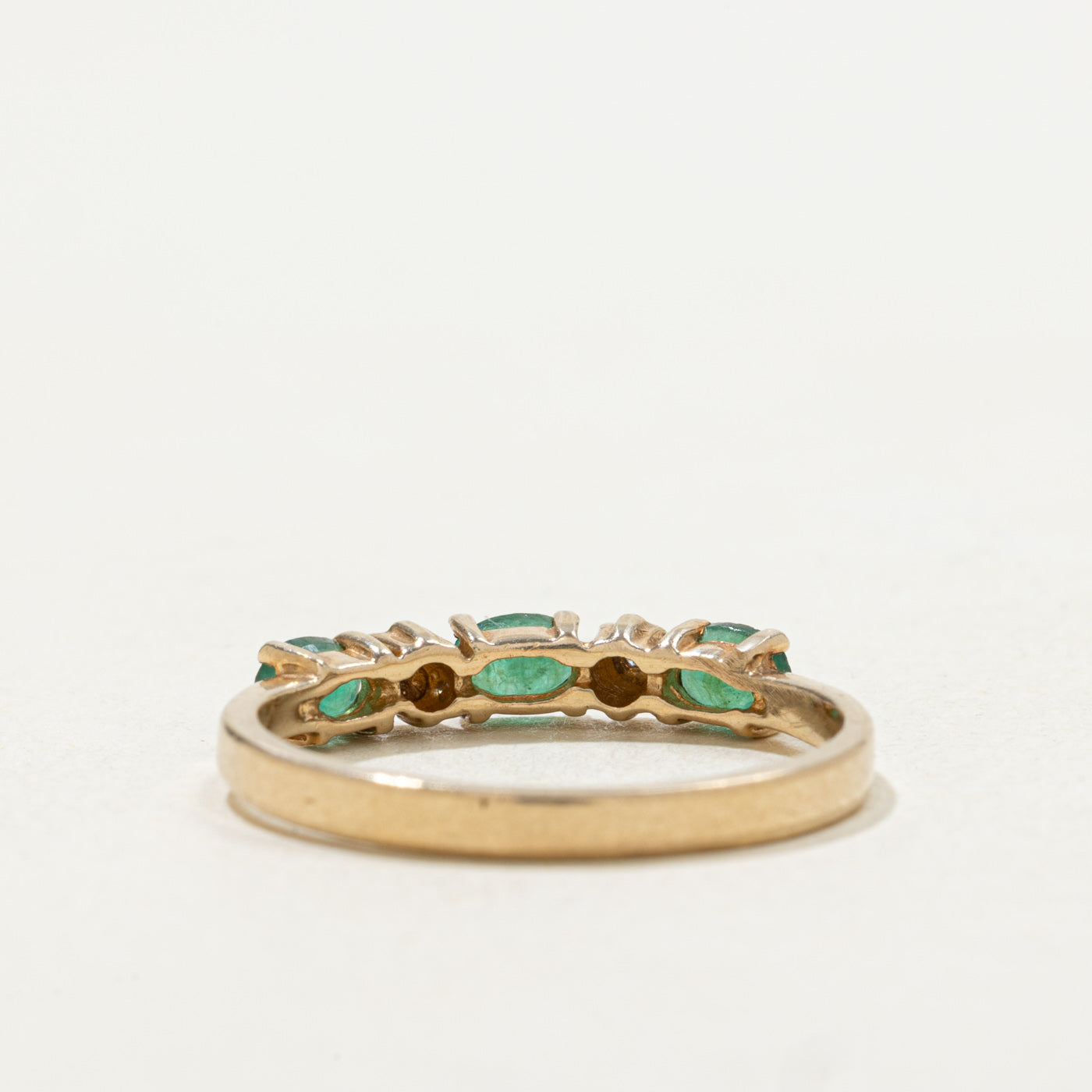 10k Three Stone Oval Cut Emerald & Diamond Band | SZ 7.0