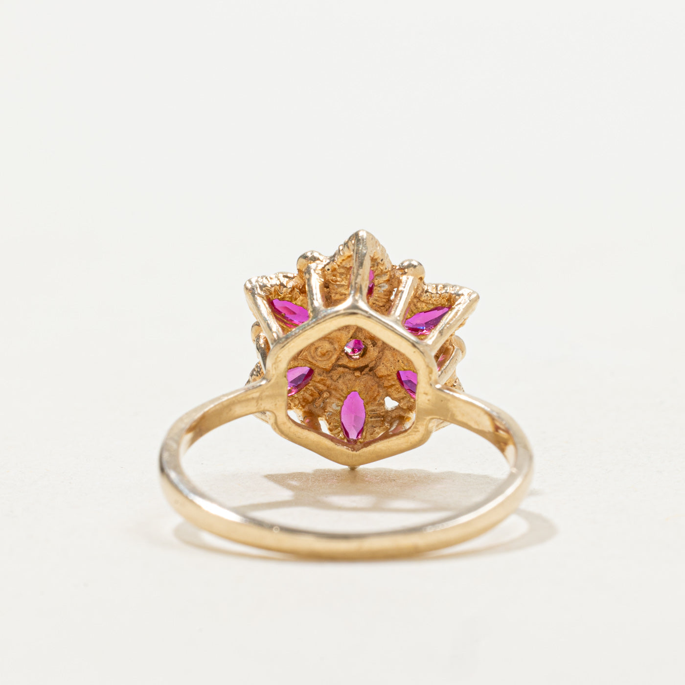 10k Synthetic Ruby Floral Cluster Ring | SZ 6.5
