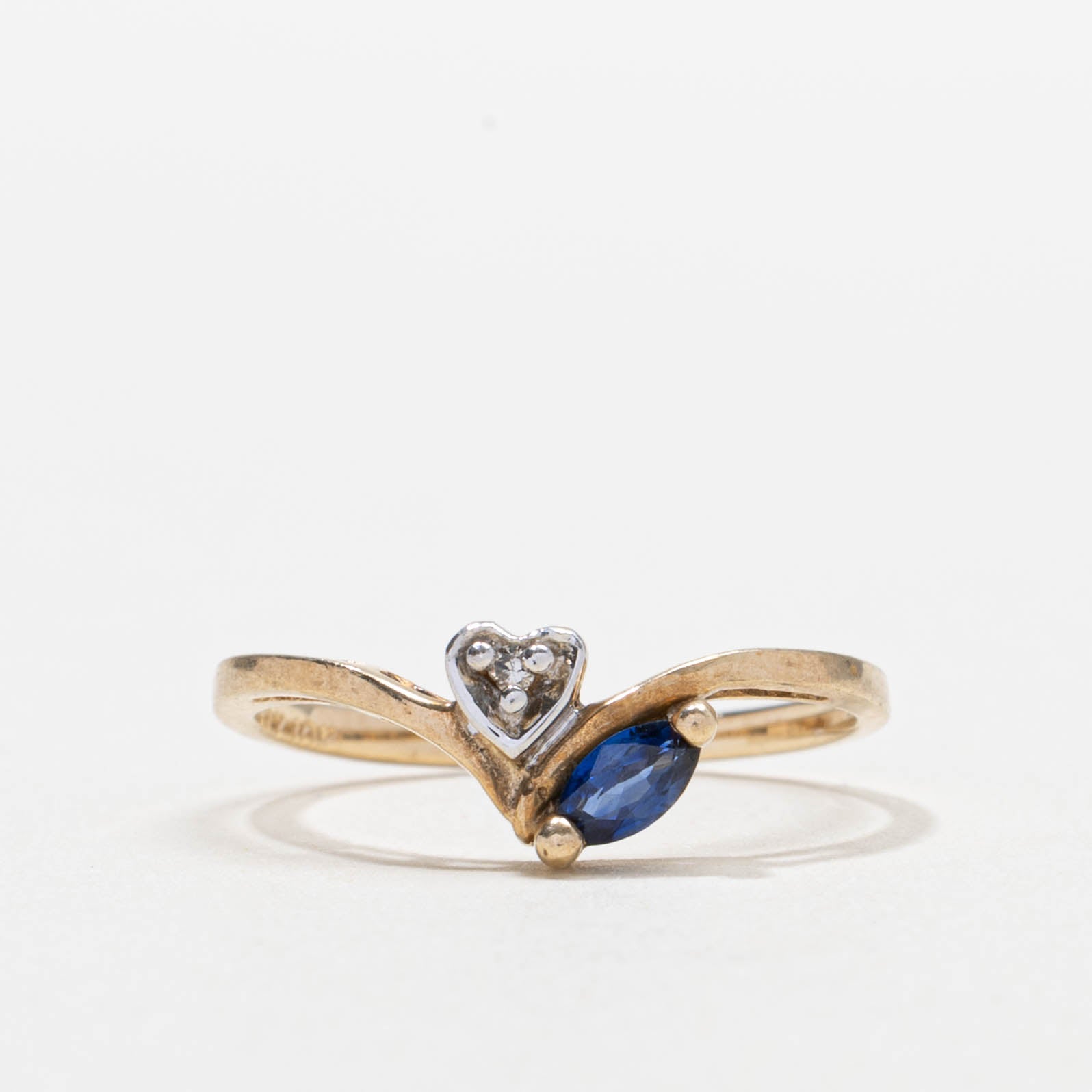 10k Sapphire & Diamond Heart Chevron Ring | SZ 6.25