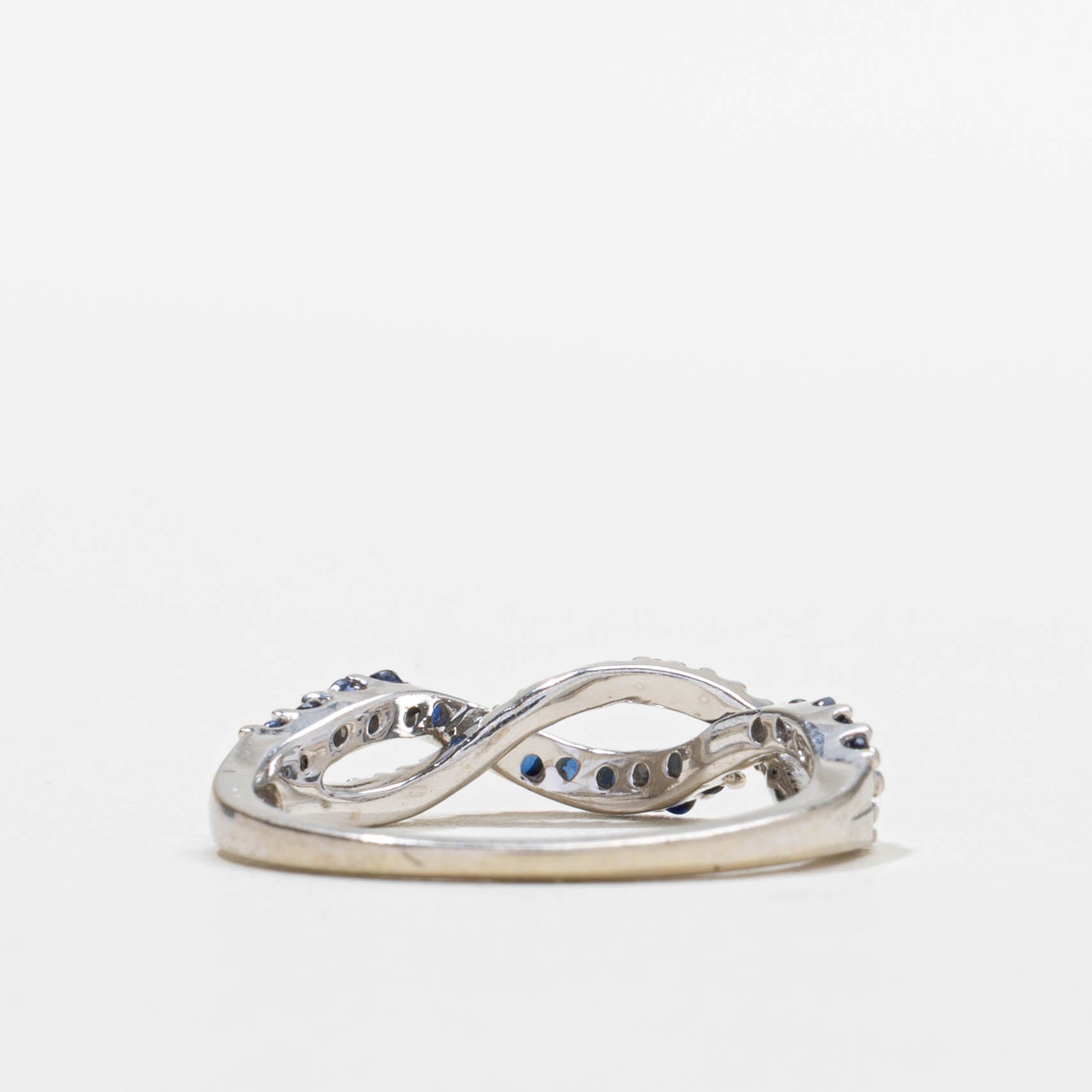10k Sapphire & Diamond Multi Crossover Ring | SZ 6