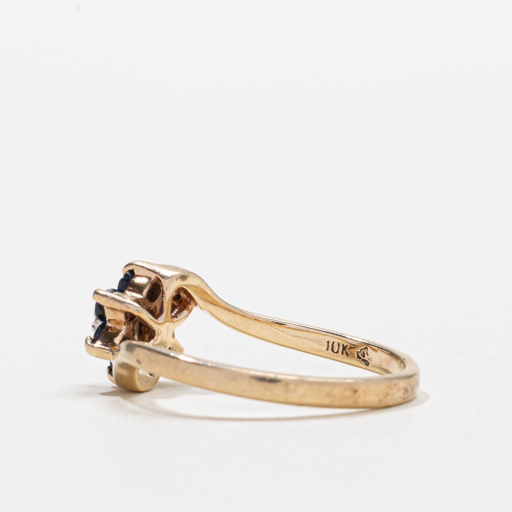10k Sapphire & Diamond Floral Cluster Bypass Ring | SZ 5