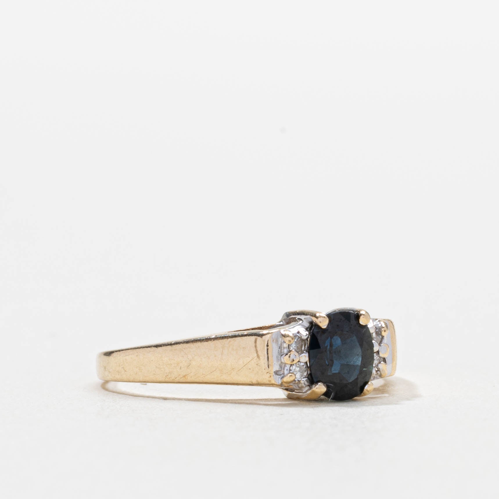 10k Oval Cut Sapphire & Diamond Accented Ring | SZ 5