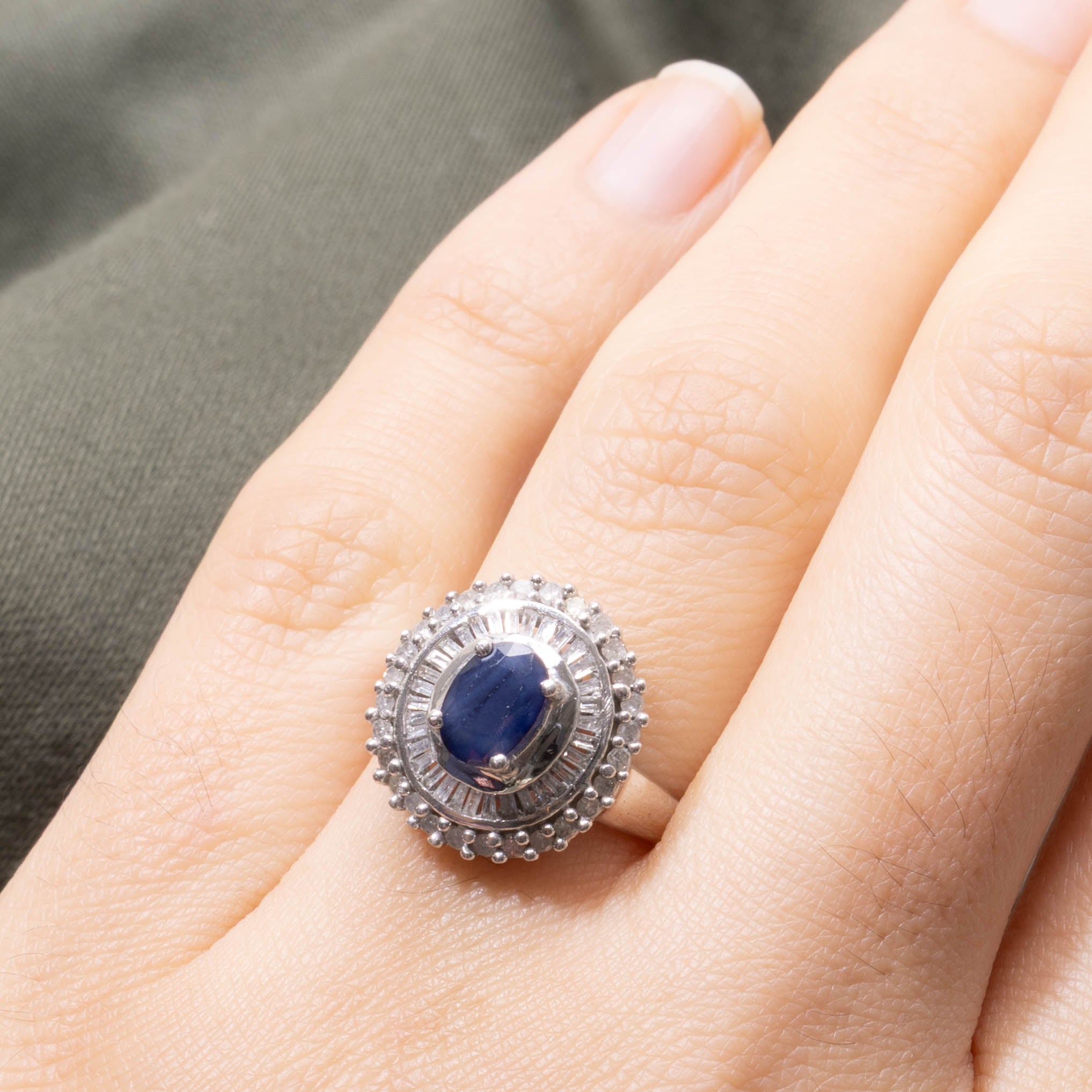 14k Oval Cut Sapphire & Diamond Double Halo Ring | SZ 7