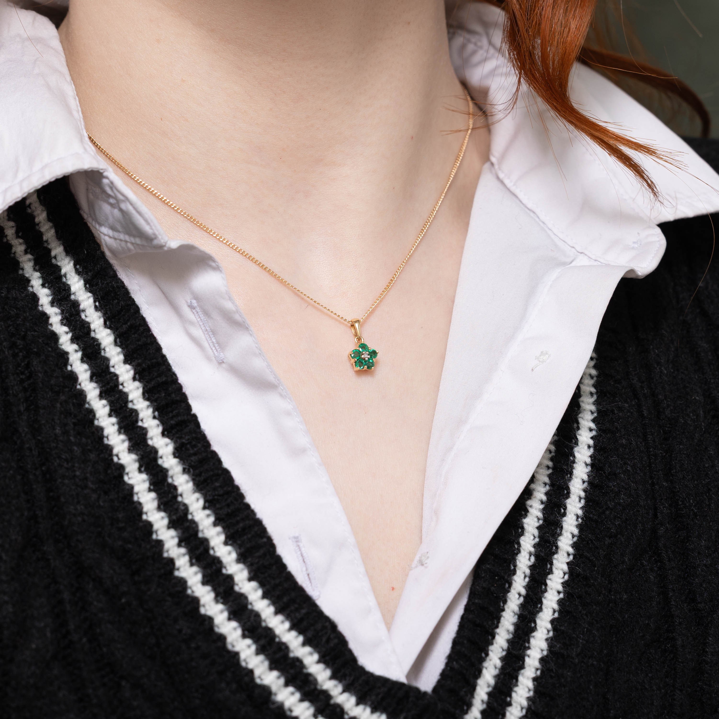 10k Emerald & Diamond Floral Cluster Pendant | 0.12ctw 0.01ctw