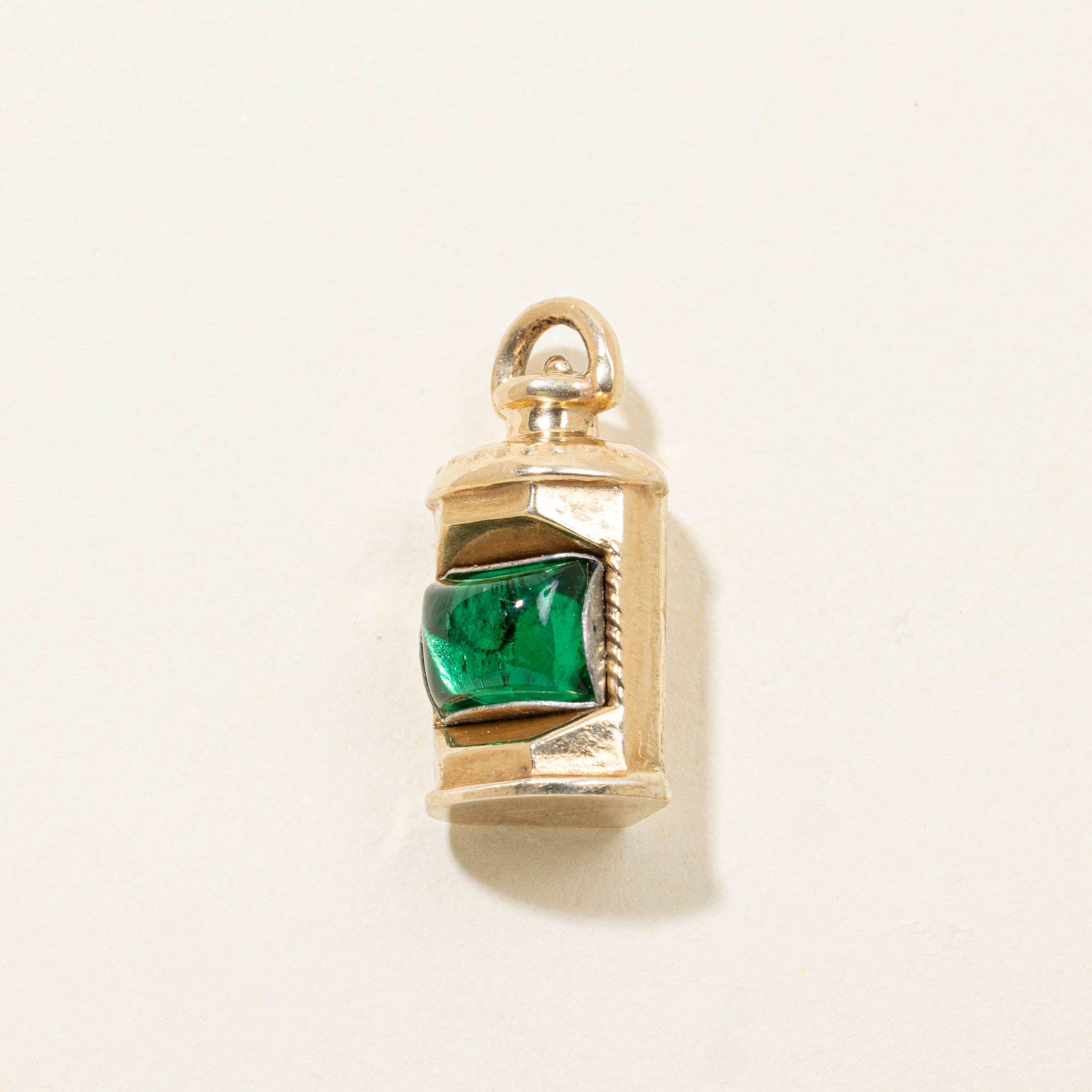 1975 Birmingham 9k Green Glass Geometric Pendant | 1.45ct