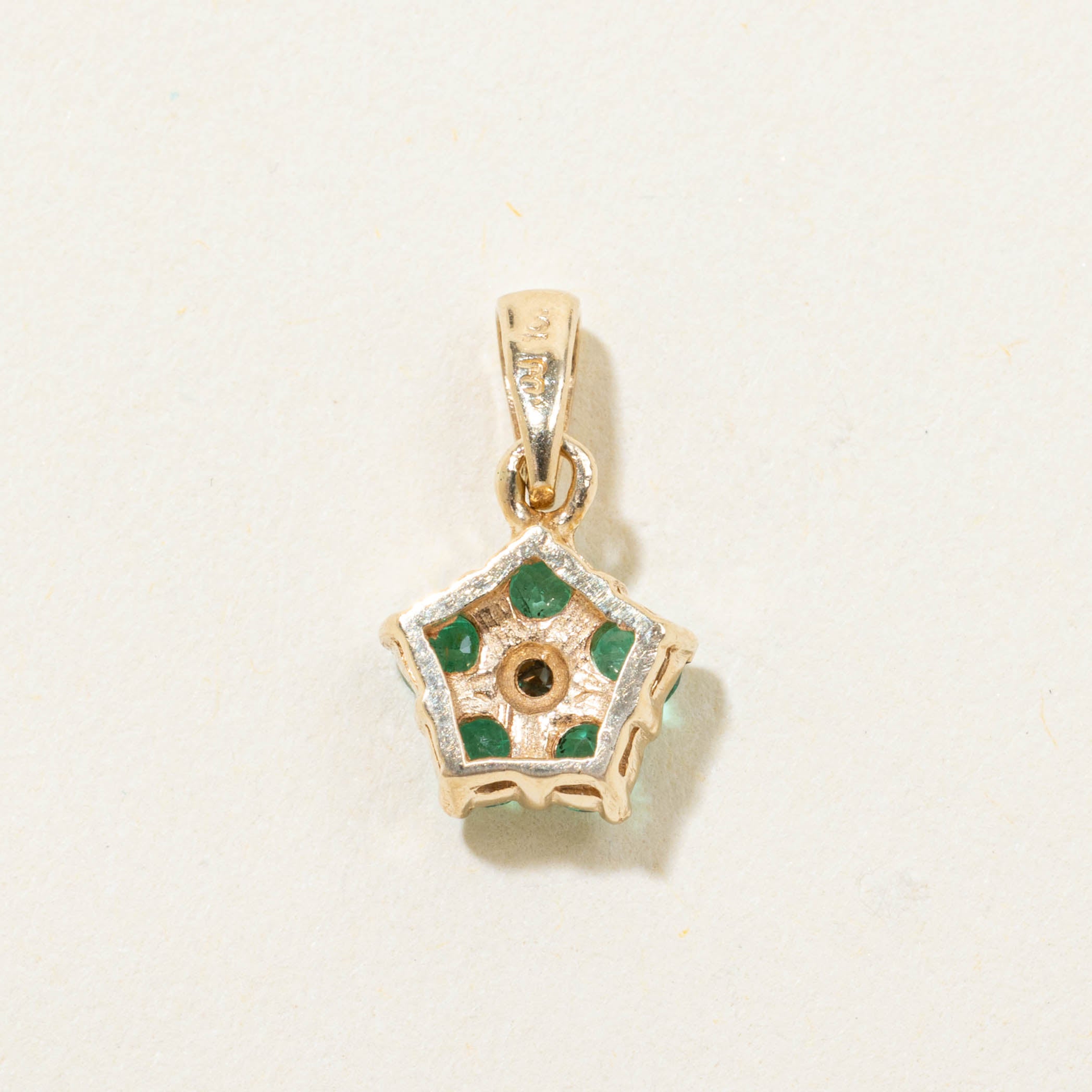 10k Emerald & Diamond Floral Cluster Pendant | 0.12ctw 0.01ctw