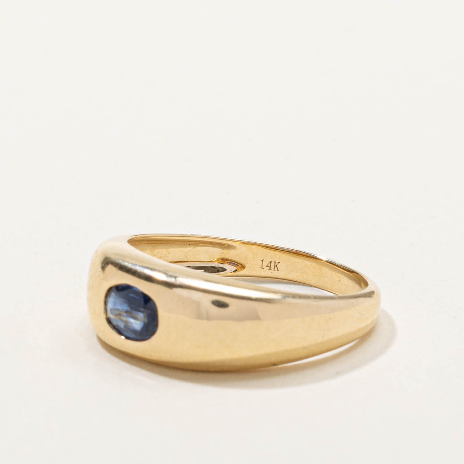 14k Flush Set Sapphire Dome Ring | SZ 7