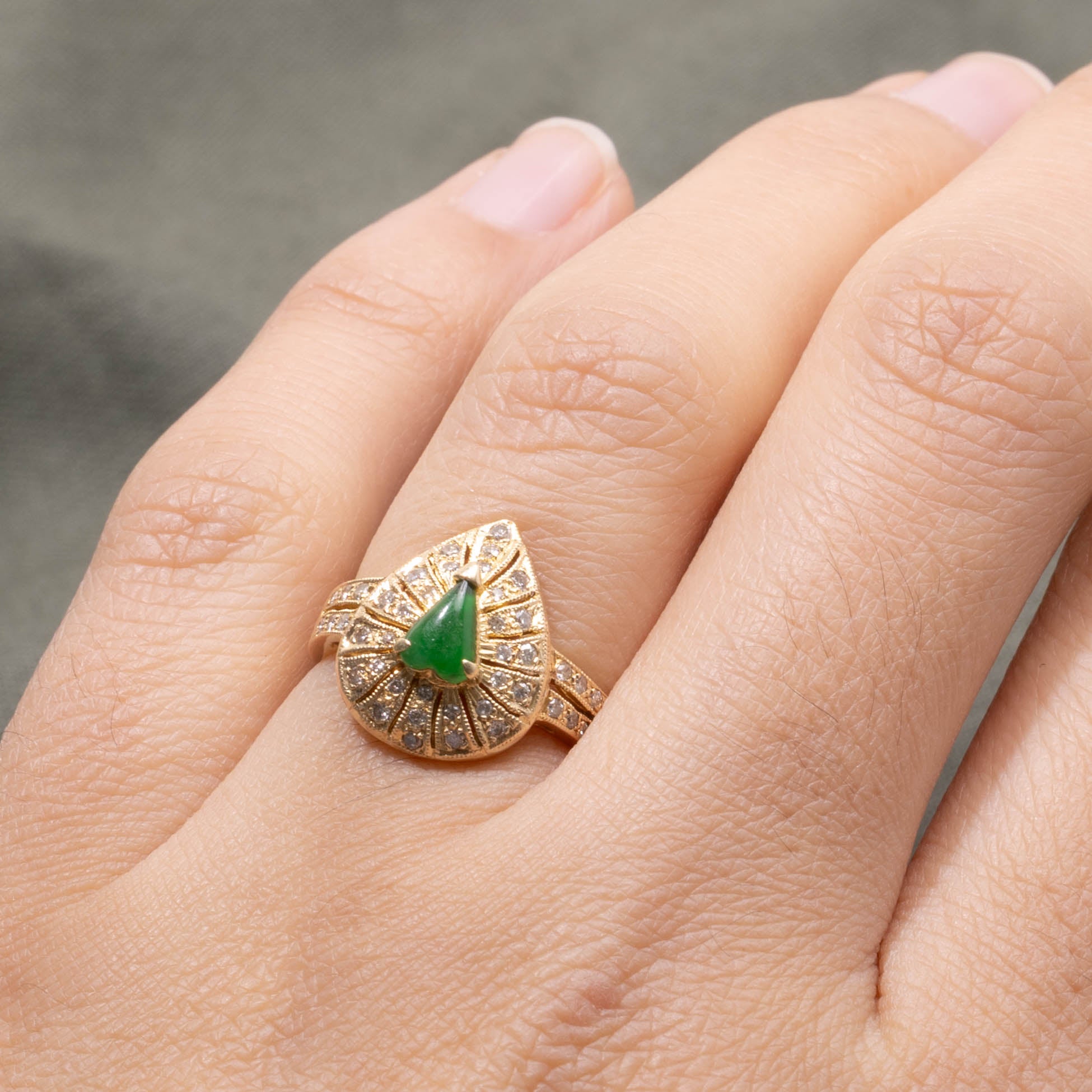 14k Heart Cut Jade & Diamond Accented Ring | 0.25ct, 0.28ctw | SZ 5.25