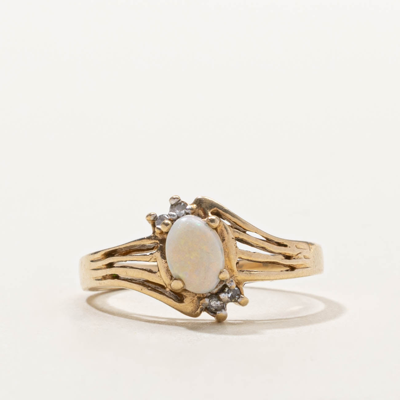 10k Opal & Diamond Split Shank Ring | SZ 6