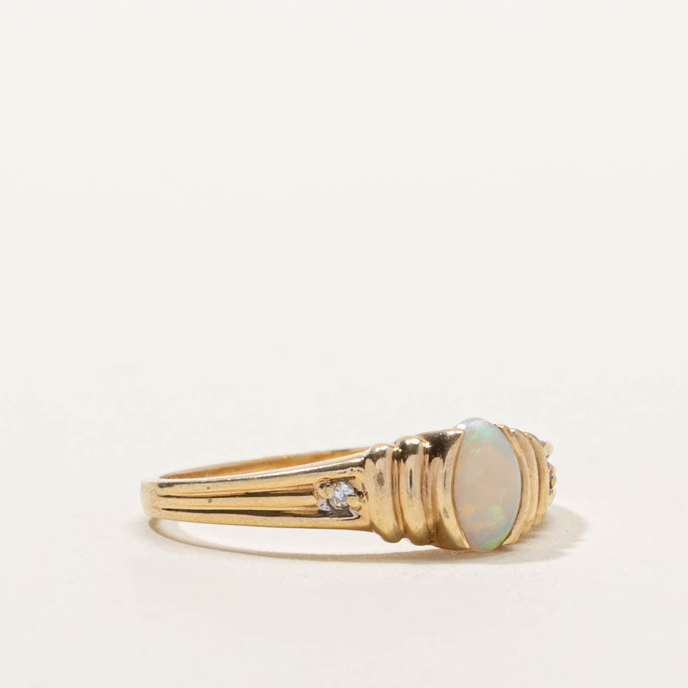 10k Opal & Diamond Grooved Ring | SZ 7
