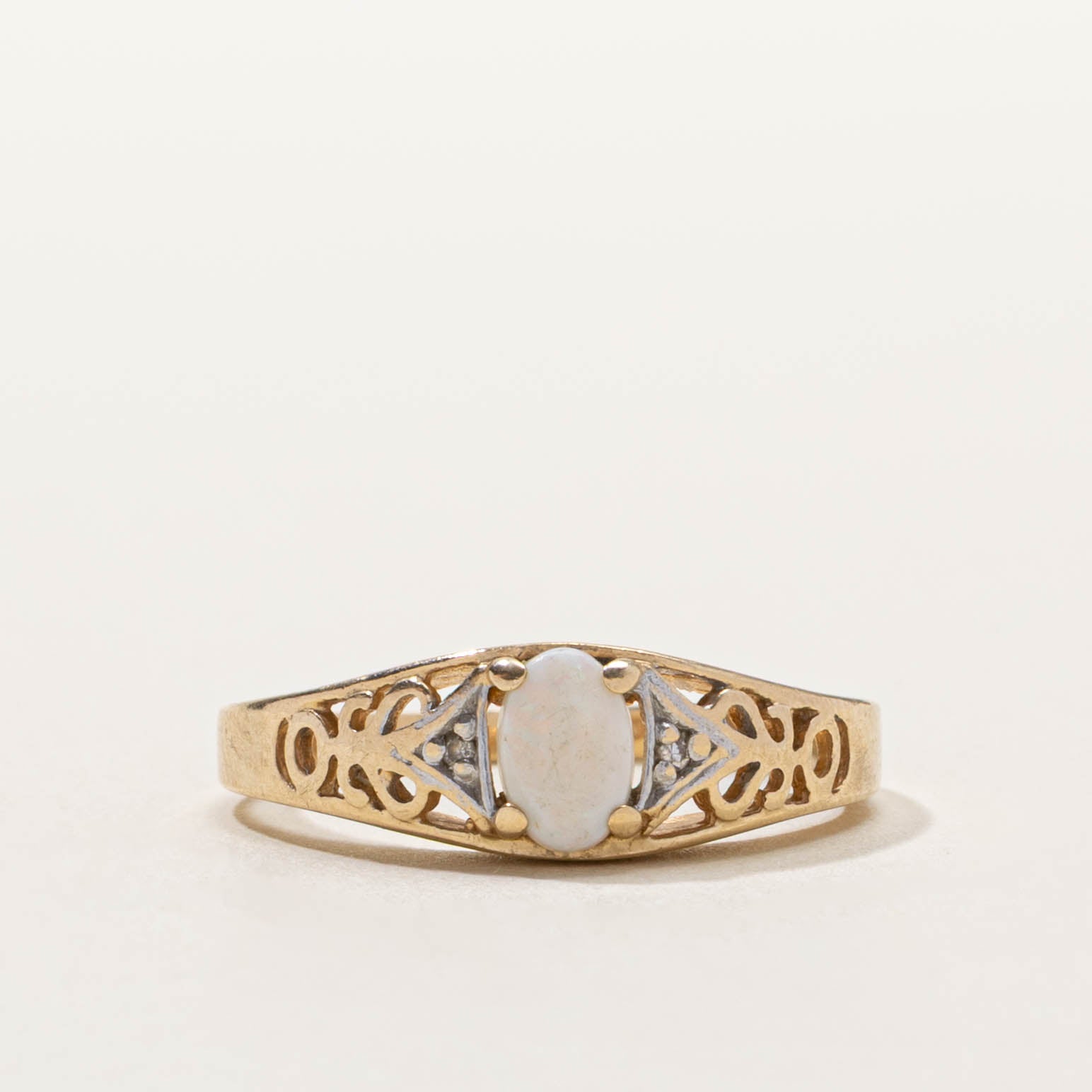 10k Opal & Diamond Triangle Openwork Ring | SZ 7
