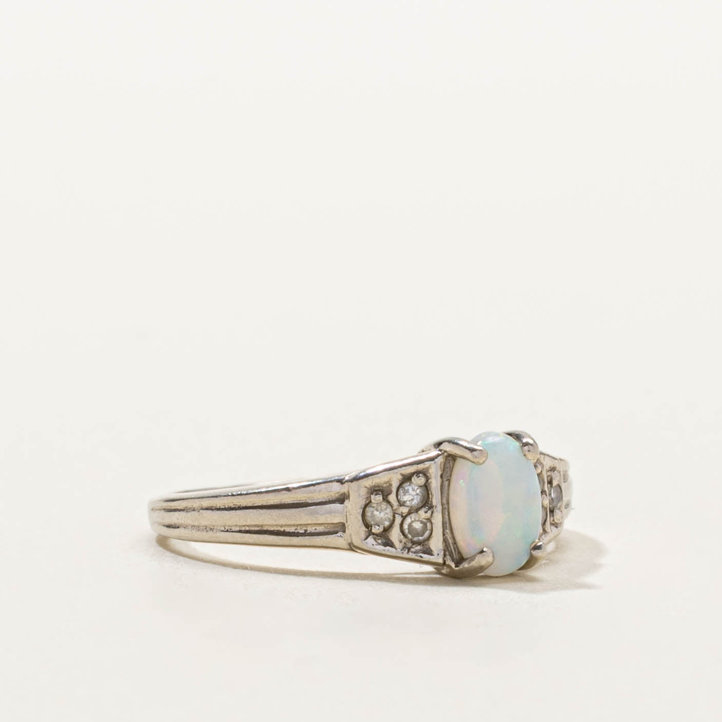 10k Opal & Diamond Accents Ring | SZ 5.25