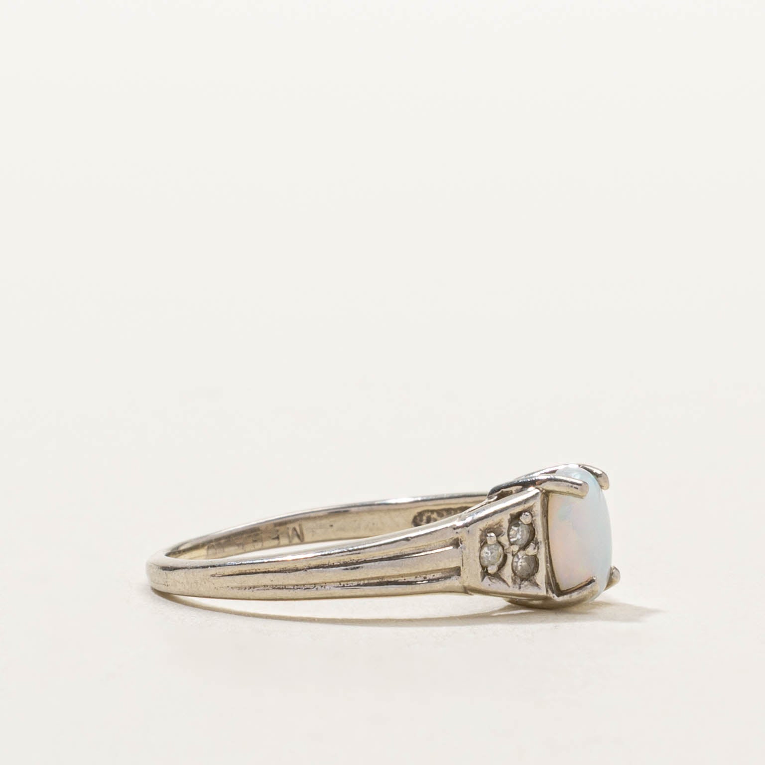 10k Opal & Diamond Accents Ring | SZ 5.25