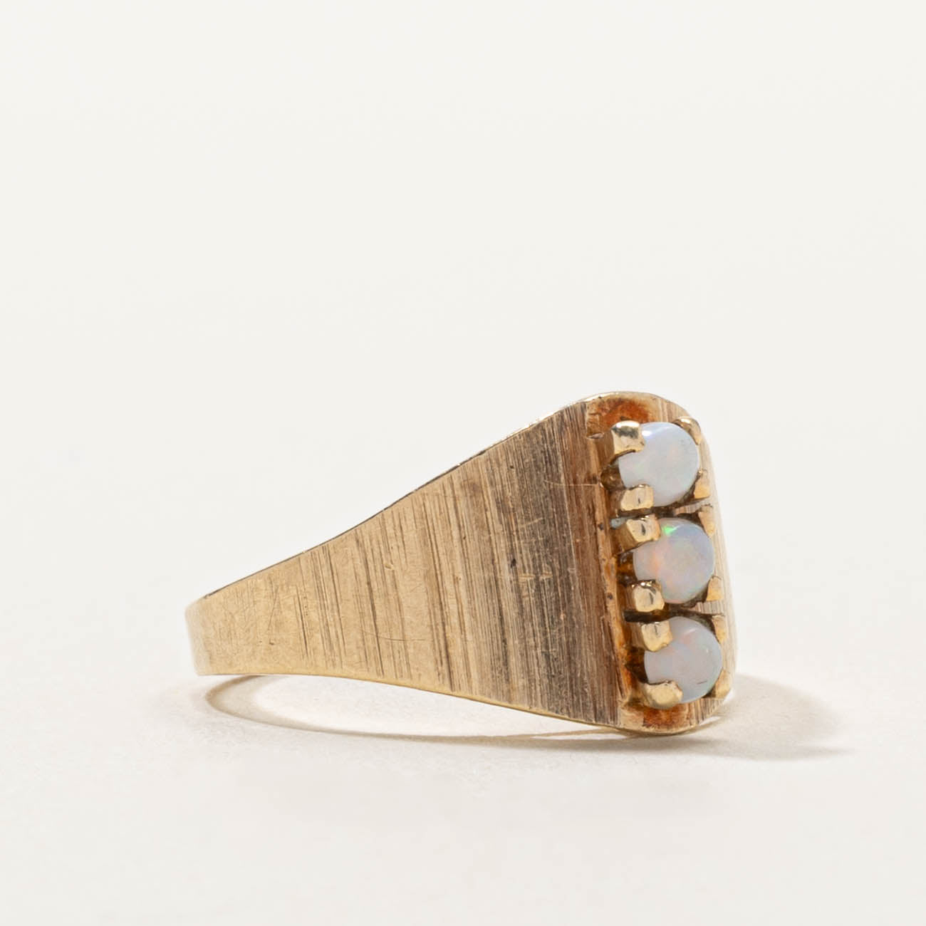 10k Opal Column Fluted Ring | SZ 4.25