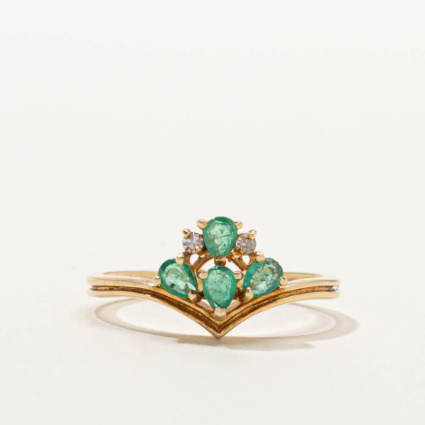 14k Pear Cut Emerald Tiara Chevron Ring | SZ 7.5