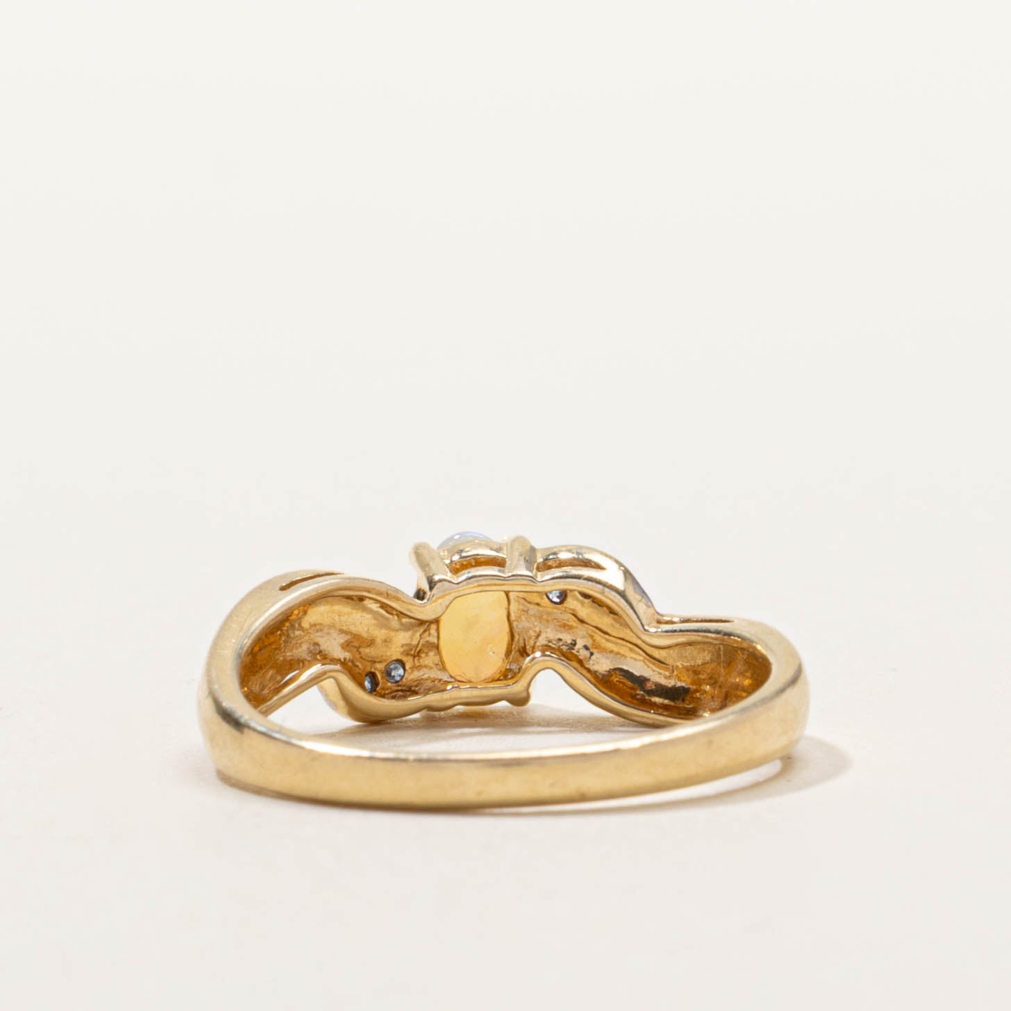 14k Opal & Diamond Grooved Wave Ring | SZ 6.5