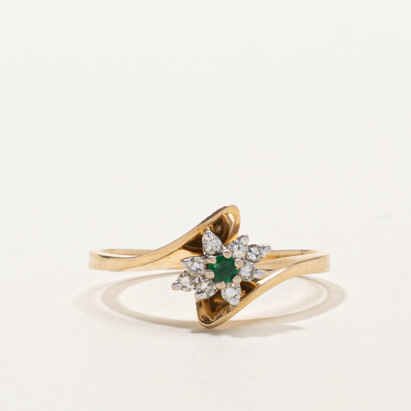 10k Emerald & Diamond Petal Bypass Ring | SZ 7.25