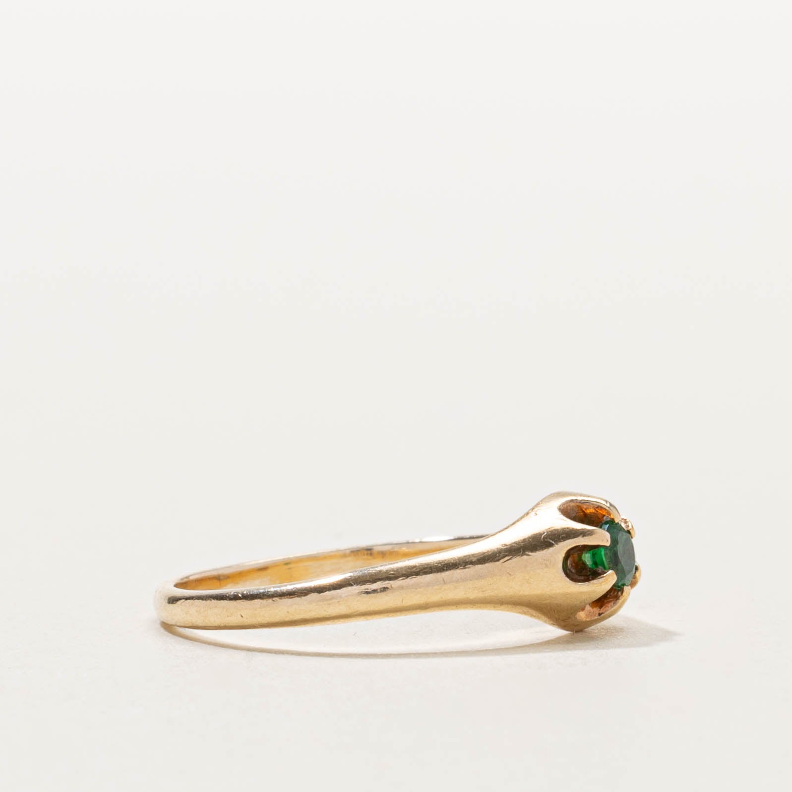 10k Belcher Set Tsavorite Garnet Ring | SZ 6.5