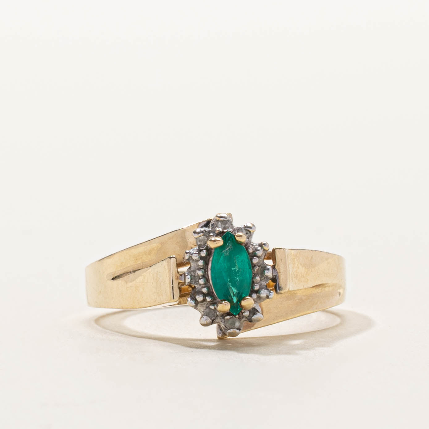 10k Synthetic Emerald & Diamond Halo Geometric Ring | SZ 6.75