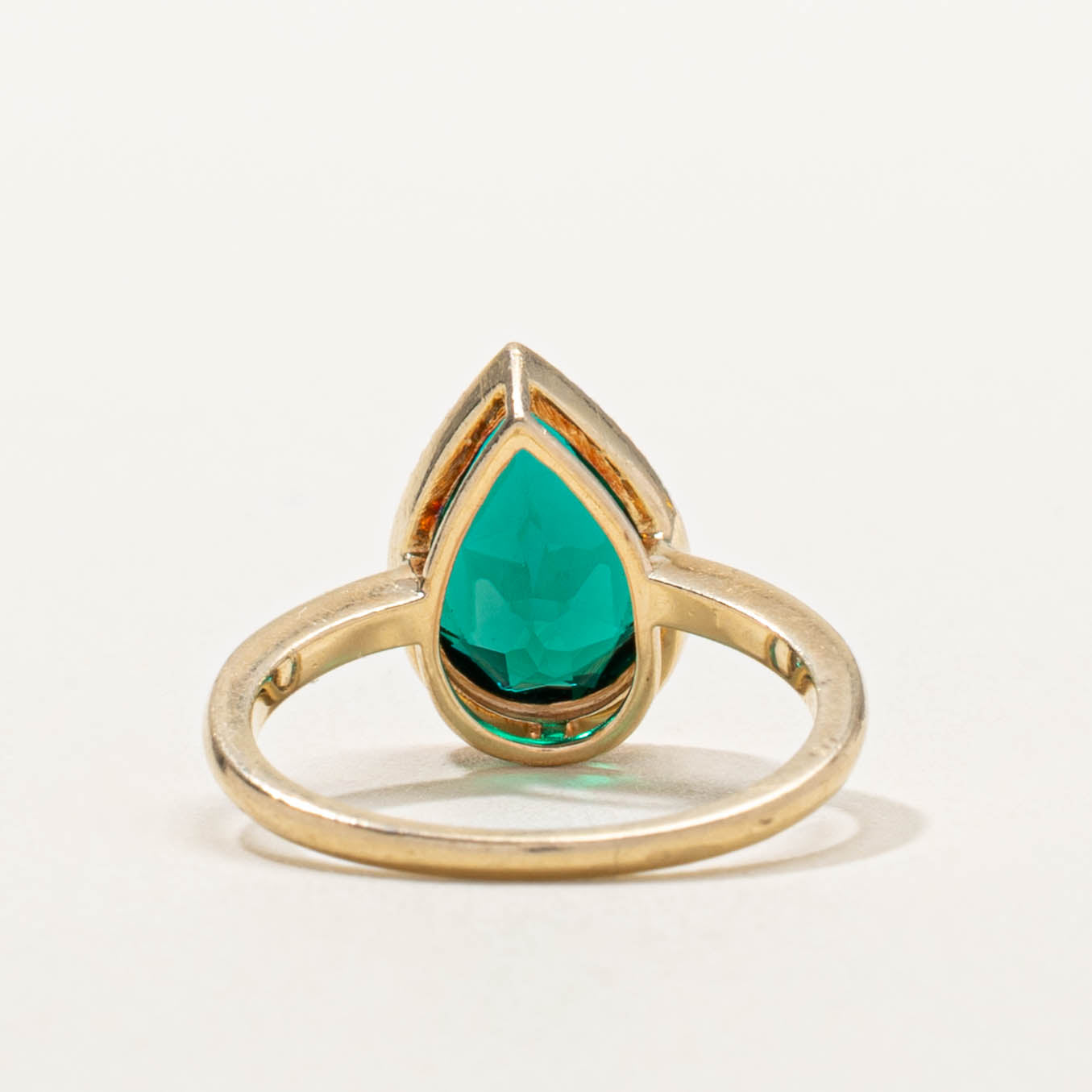 14k Peart Cut Solitaire Synthetic Emerald Ring | SZ 5