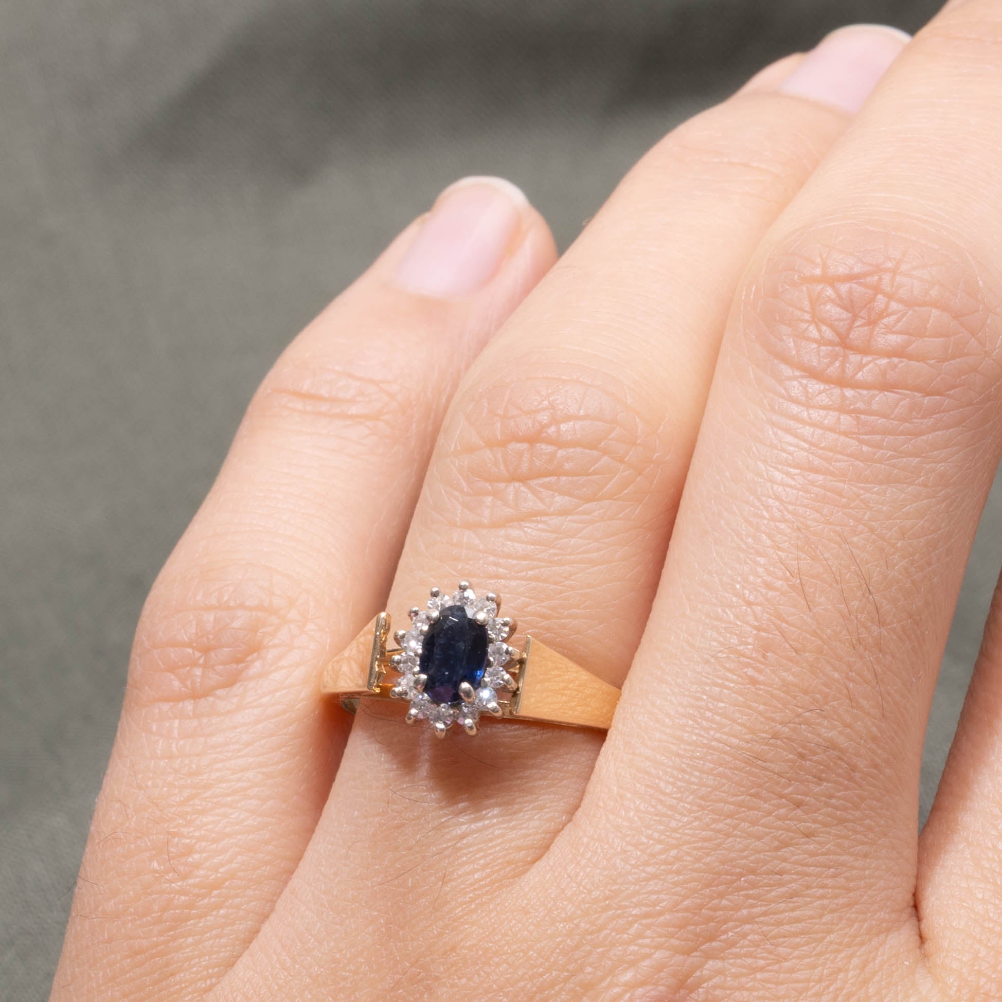 14k Sapphire & Diamond Petal Ring | SZ 7.5
