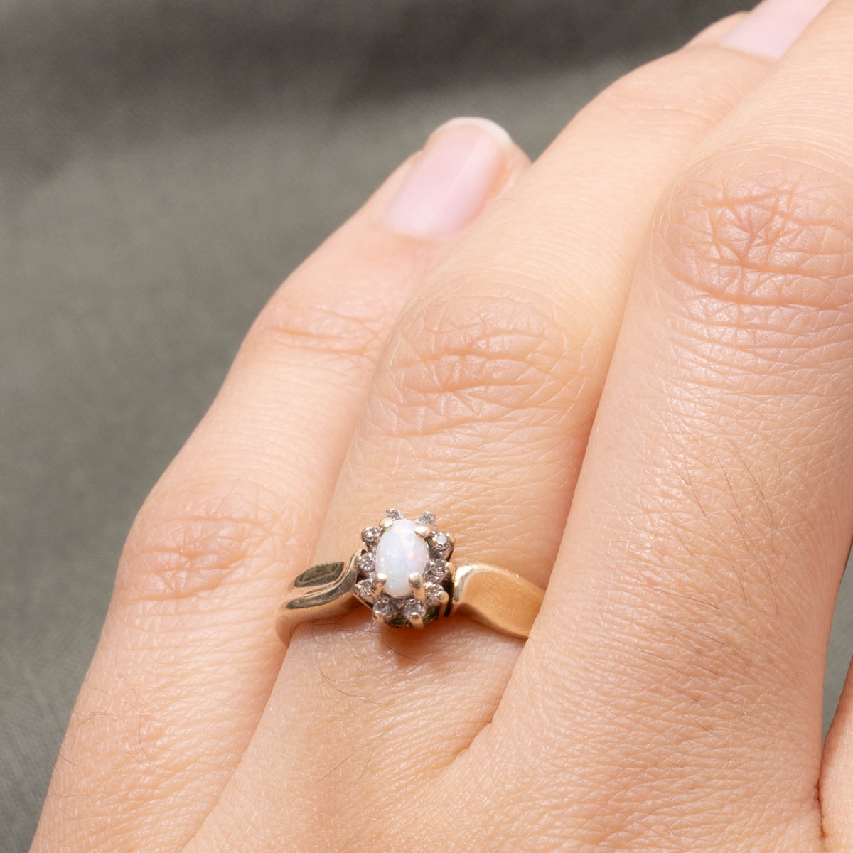 10k Opal & Diamond Petal Ring | SZ 6.25