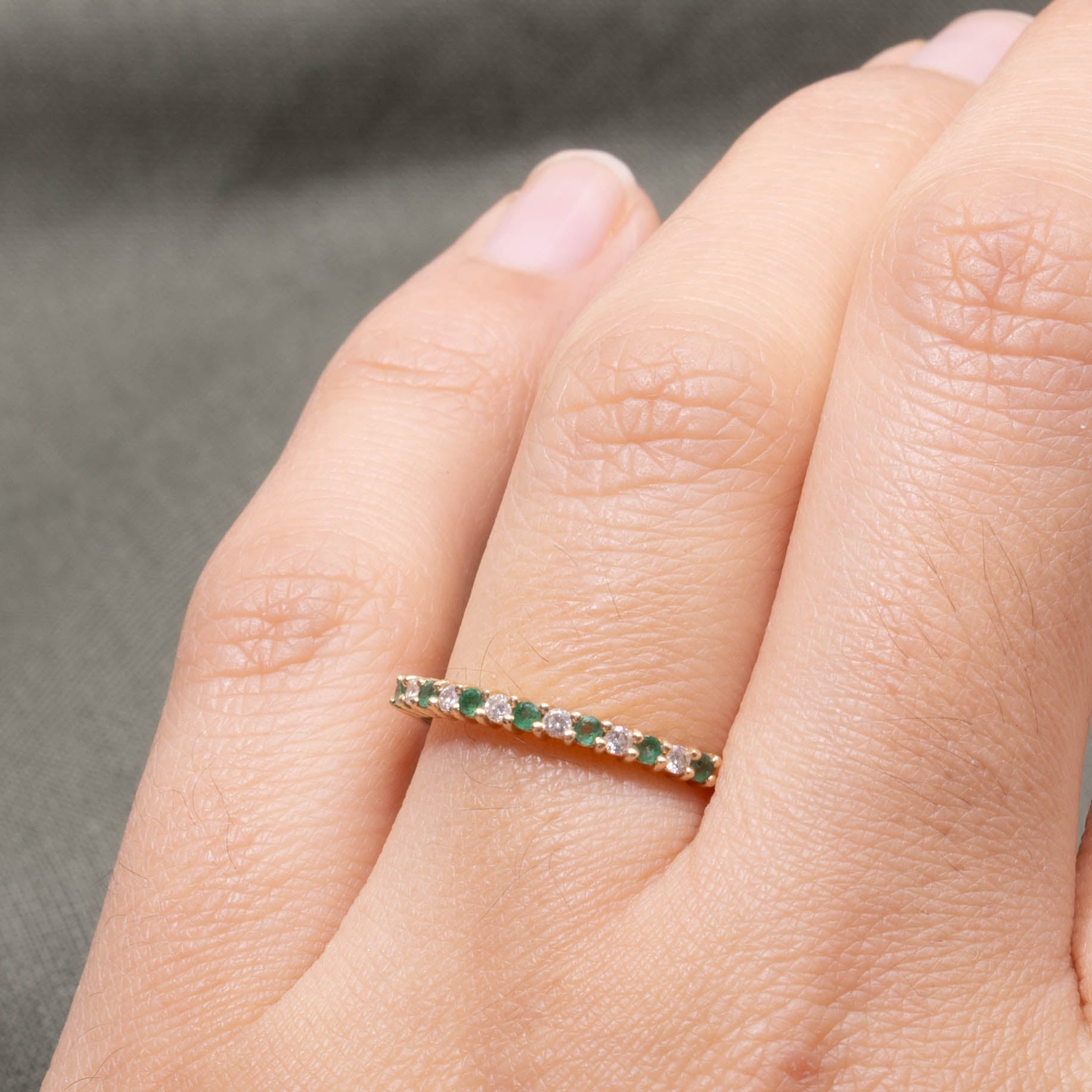 14k Semi Eternity Emerald & Diamond Ring | SZ 6.75