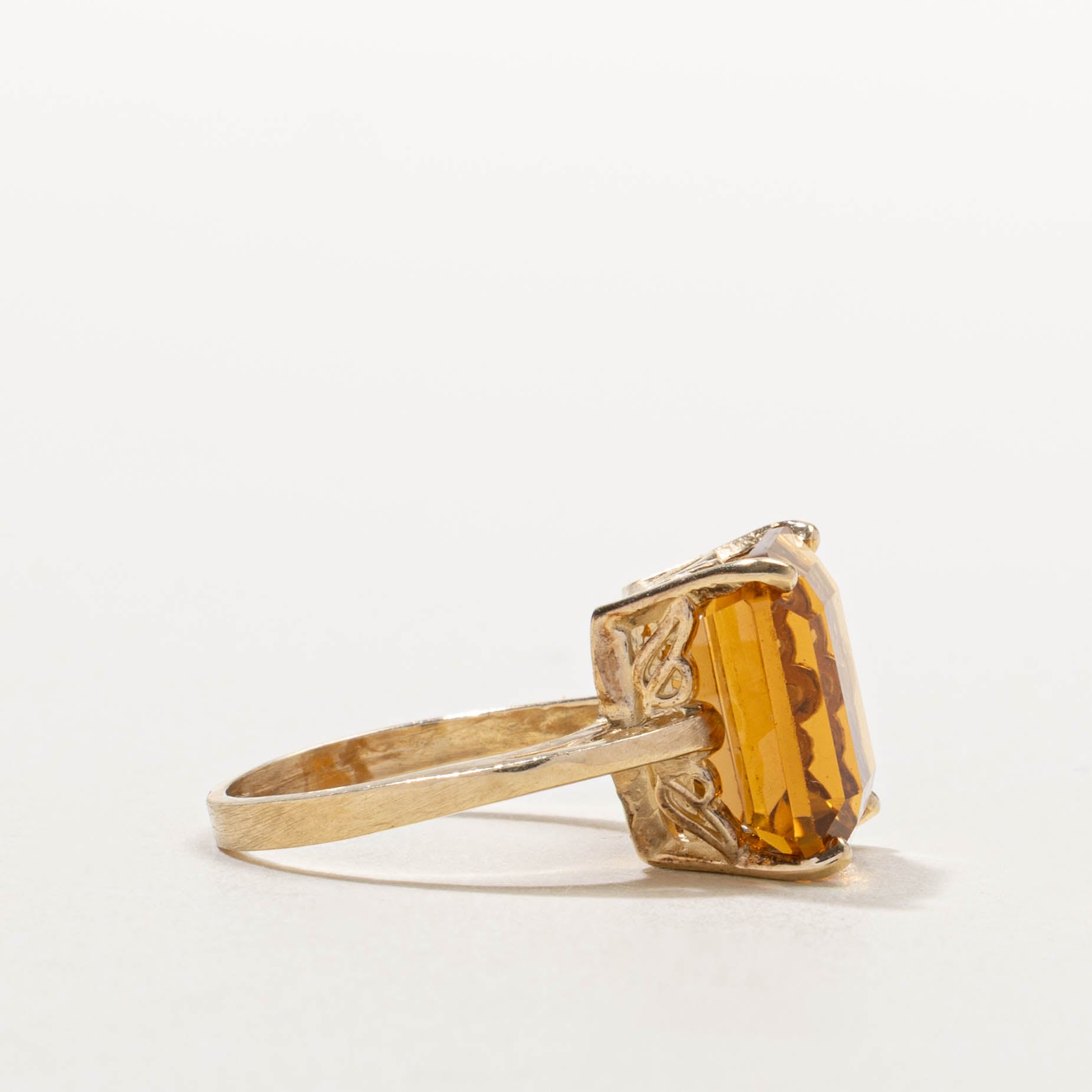 10k Solitaire Rectangle Cut Citrine Ring | 5.50ct | SZ 5