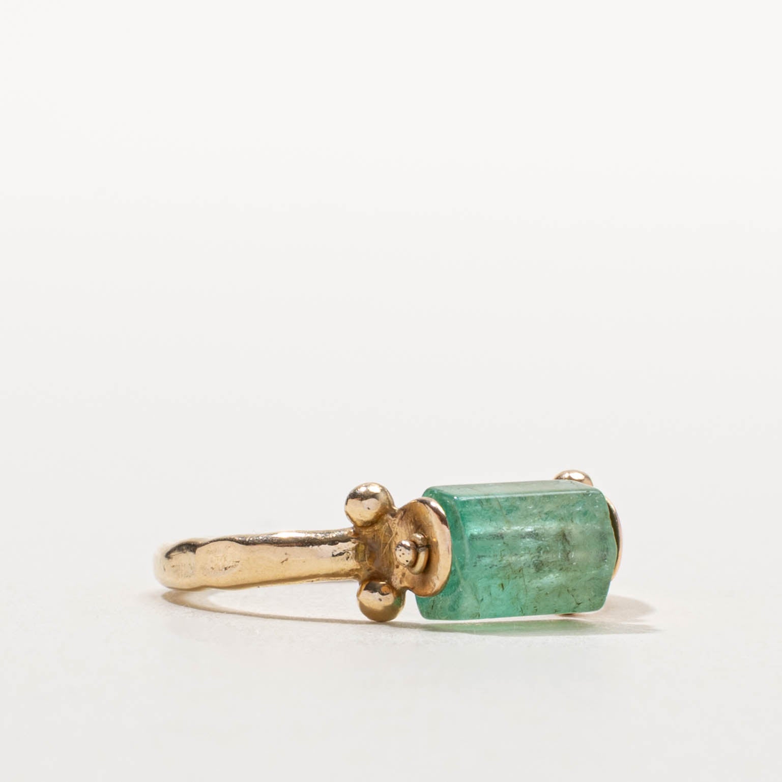 14k Hexagonal Emerald Bead Spinner Ring | 1.70ct | SZ 6.75
